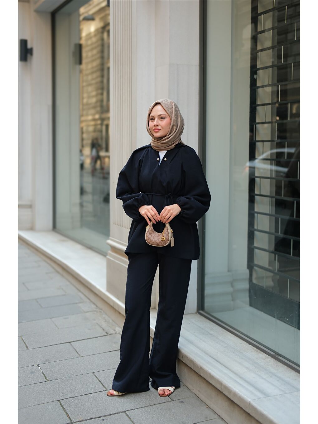 Kadın Olivia İncili Takım Lacivert