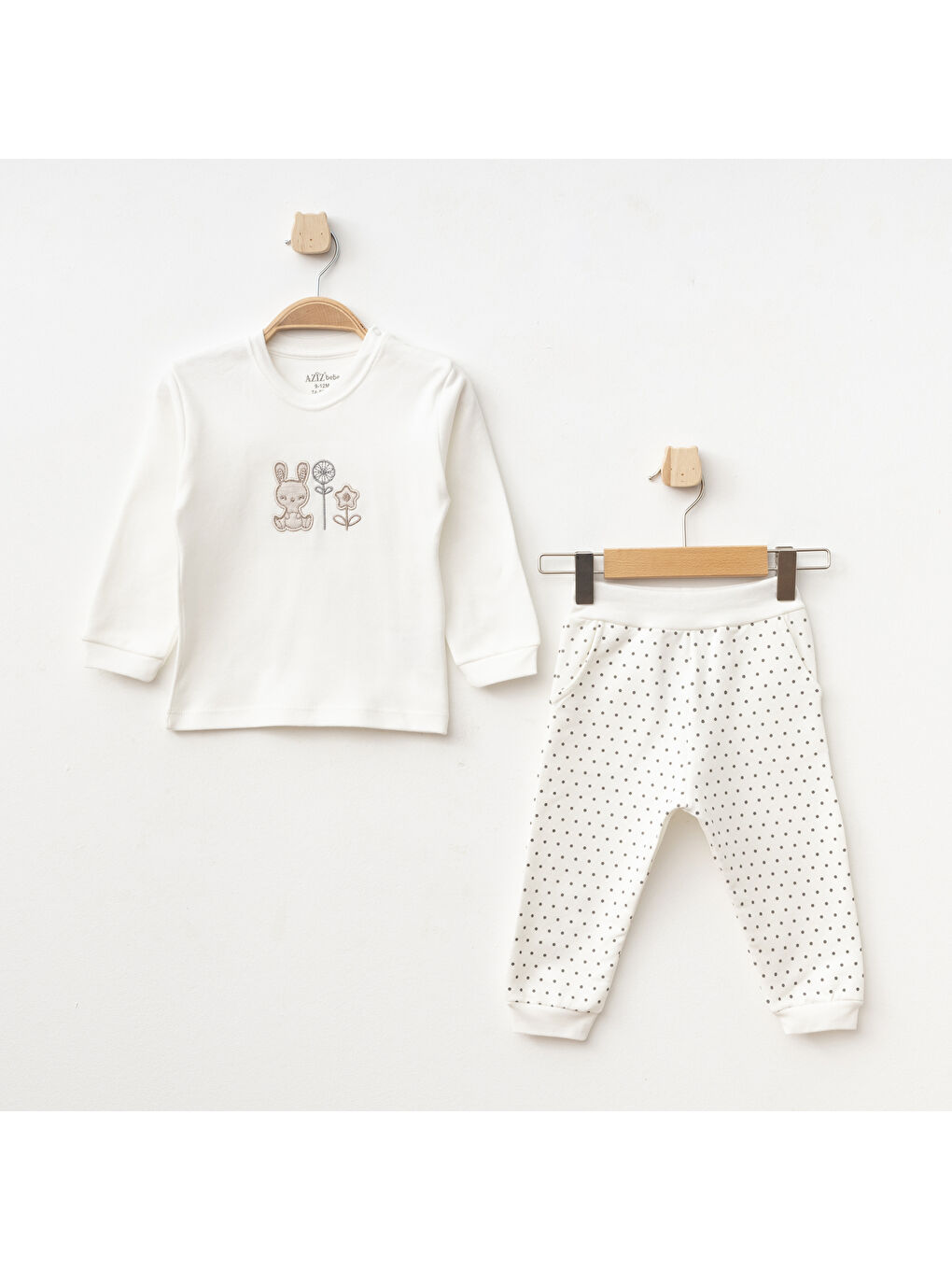 Ekru Kız Bebek Tavşan Nakışlı Sweatshirt Pantolon T-shirt 3'lü Alt Üst Bebek Takımı 3 Ay-36 Ay-1