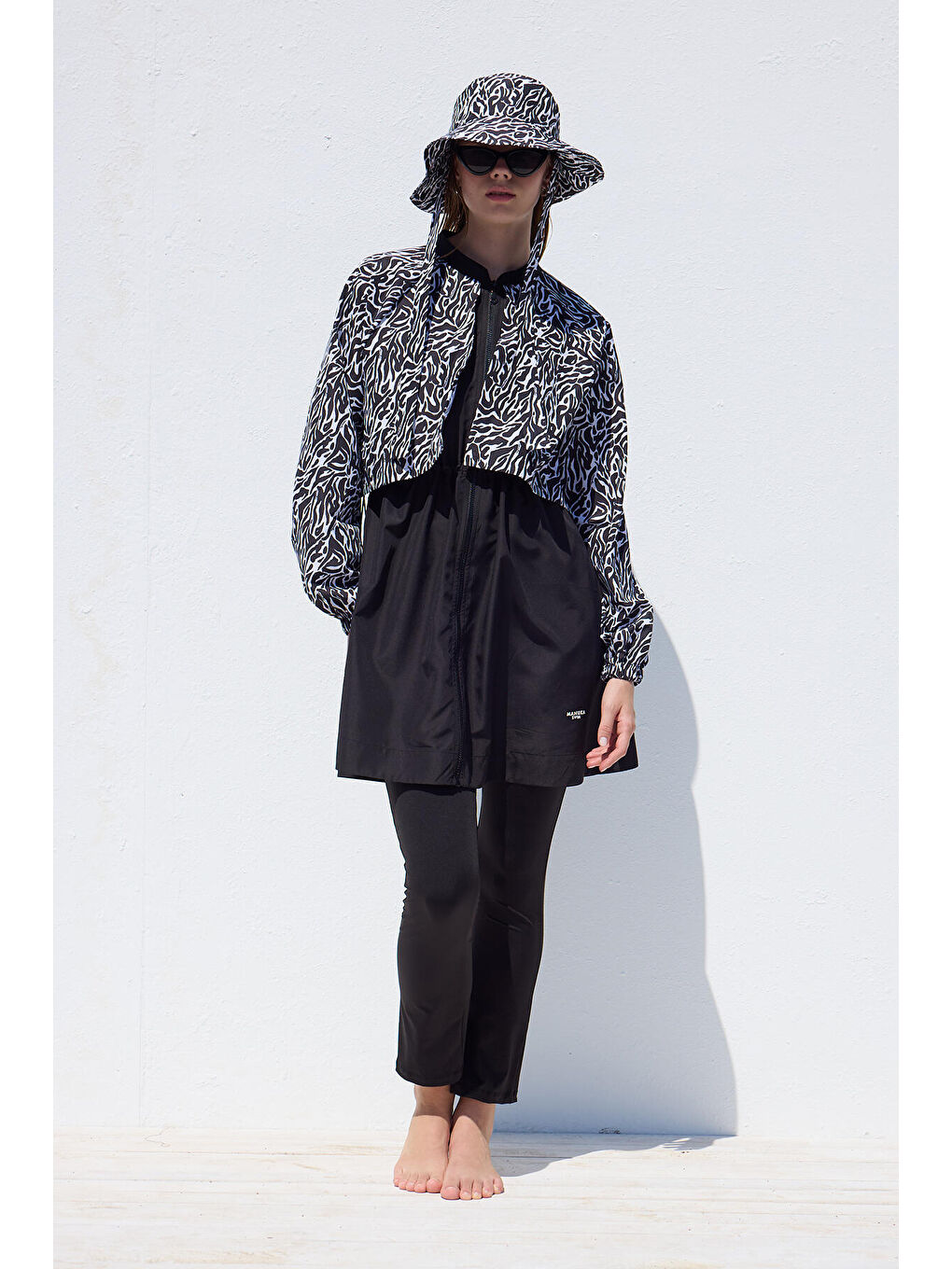 Siyah Rüzgarlıklı 3'Lü Tesettür Mayo Takımı Zebra-4