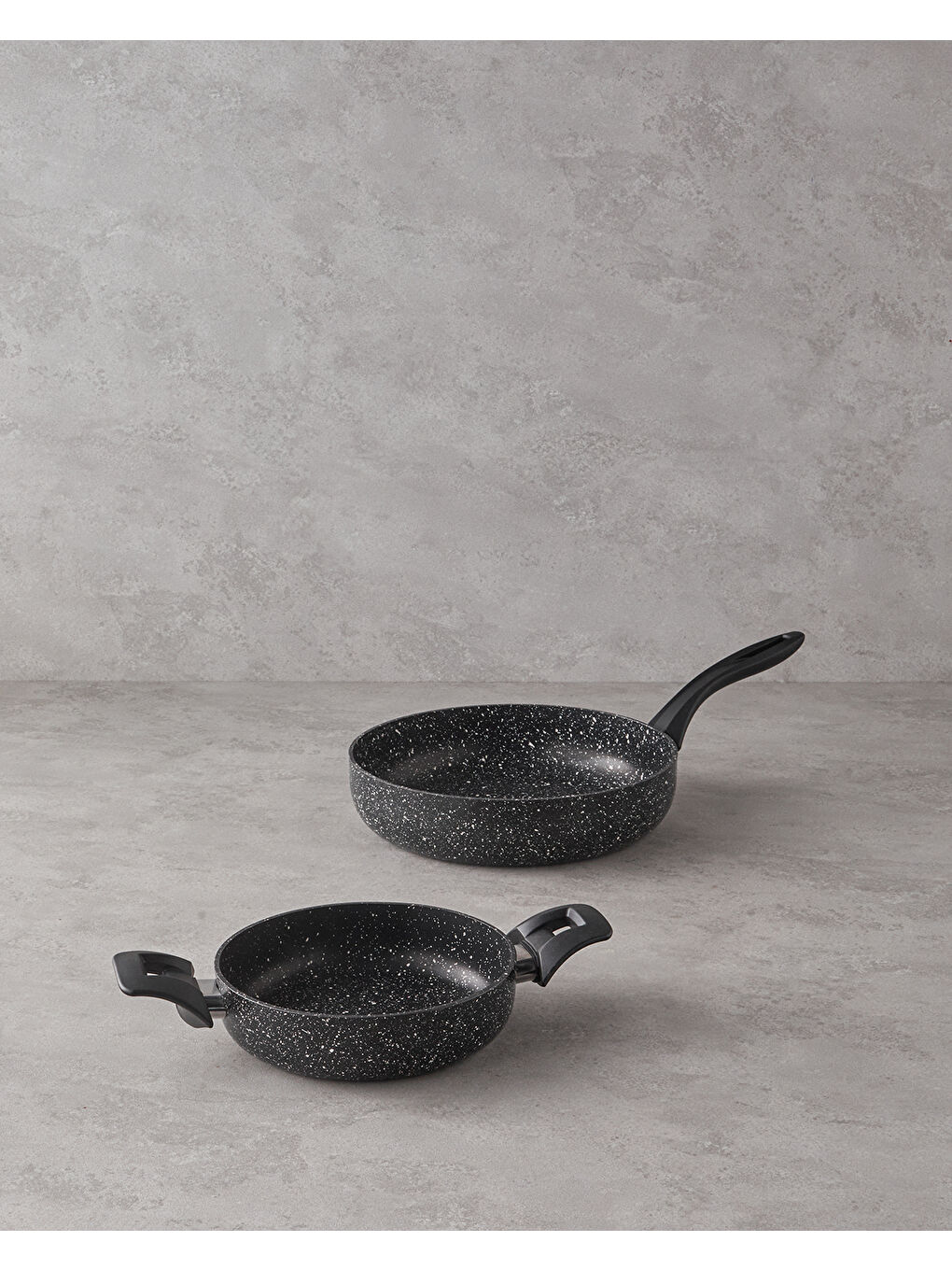 Granada 2 Parça TAVA-SAHAN SETI 20x26 cm Siyah