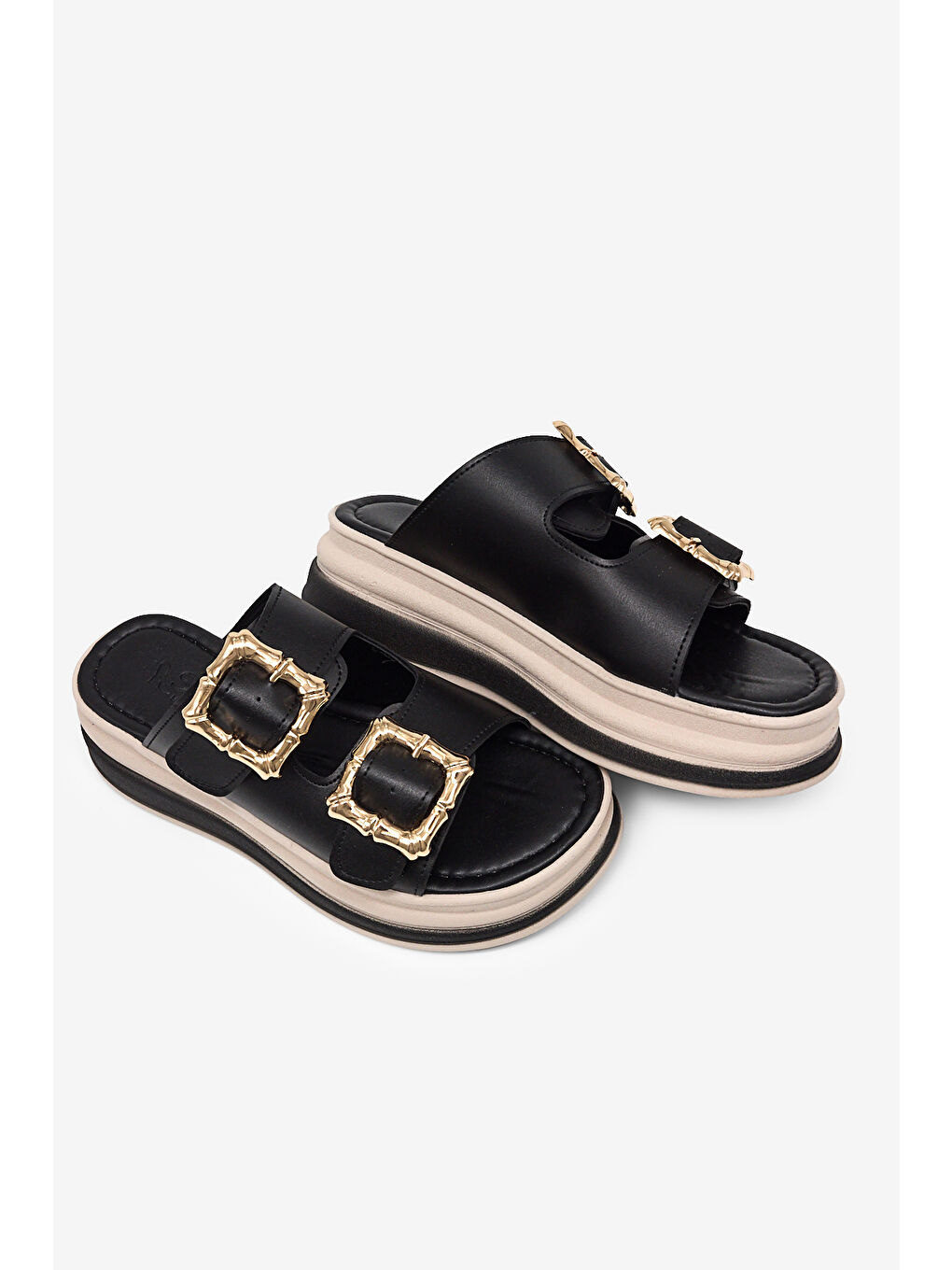 Kadın Siyah Rahat Kalıp Yüksek Taban Tokalı Terlik-2