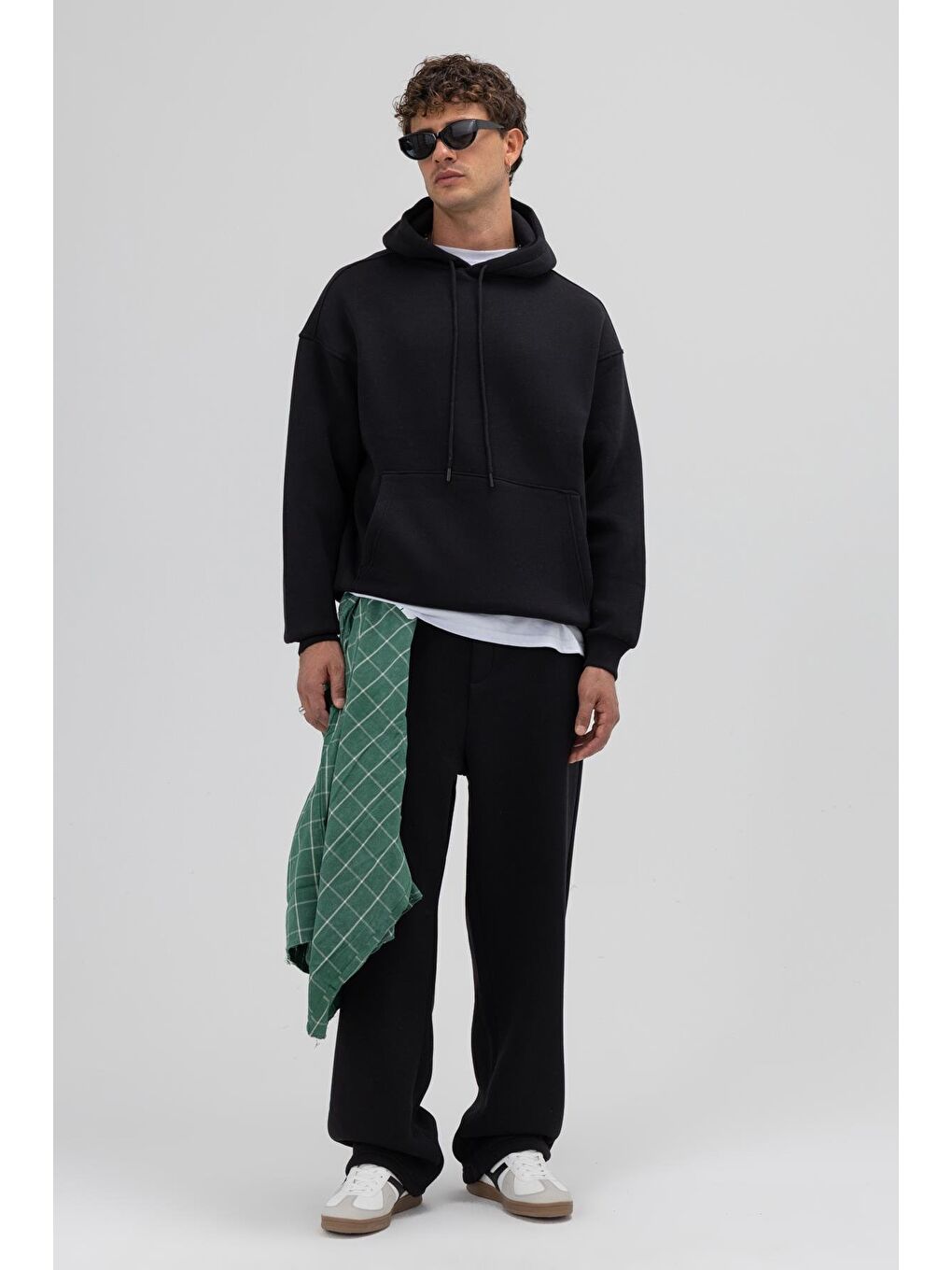 Basic Oversize Kapüşonlu Sweatshirt Siyah