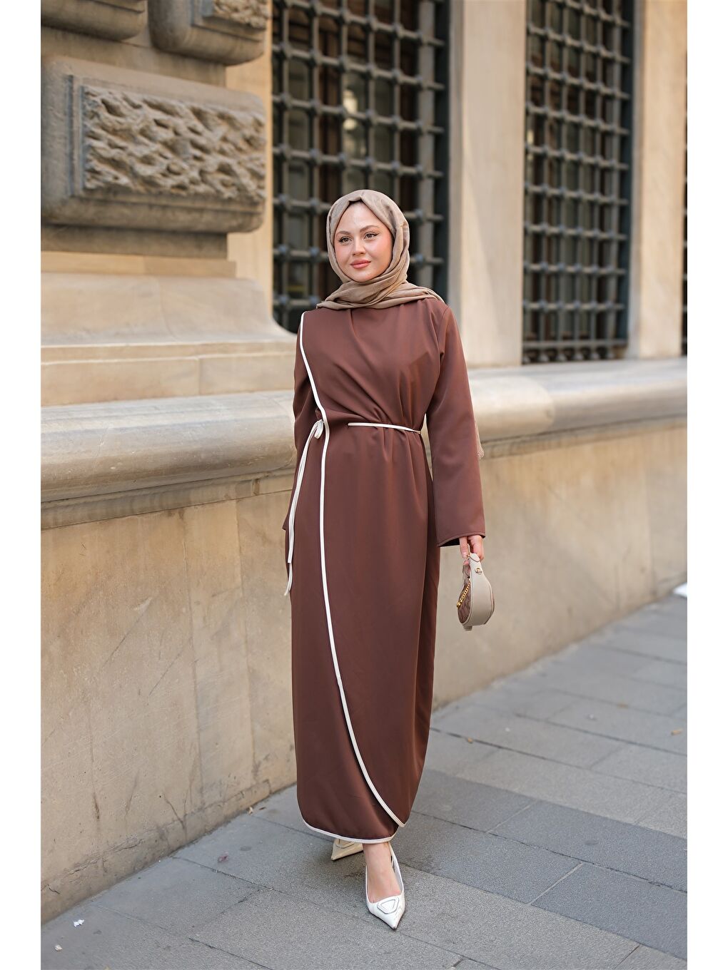 Kadın Biyeli Kendinden Bağlı Scuba Elbise Kahverengi-1