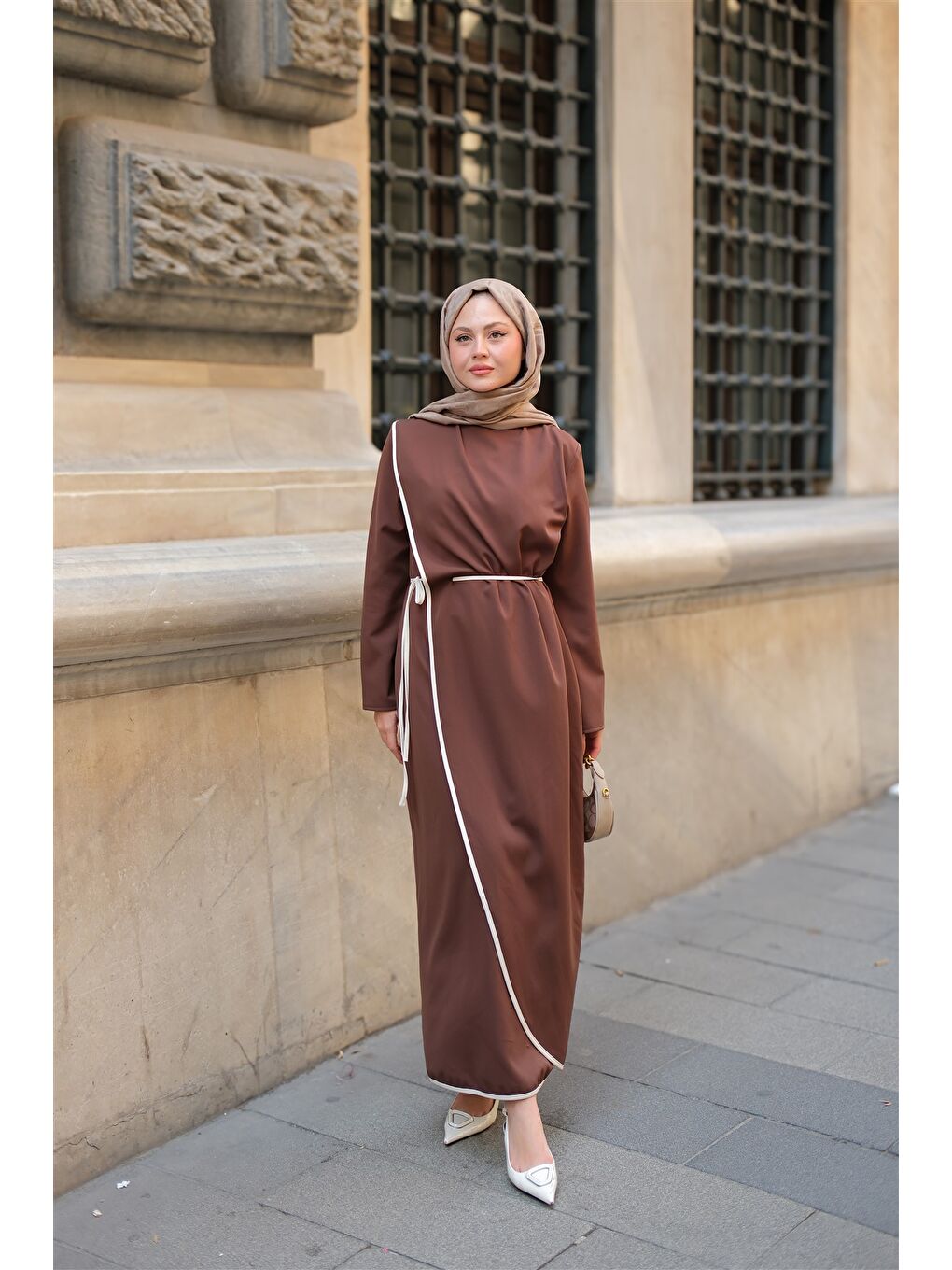 Kadın Biyeli Kendinden Bağlı Scuba Elbise Kahverengi-2