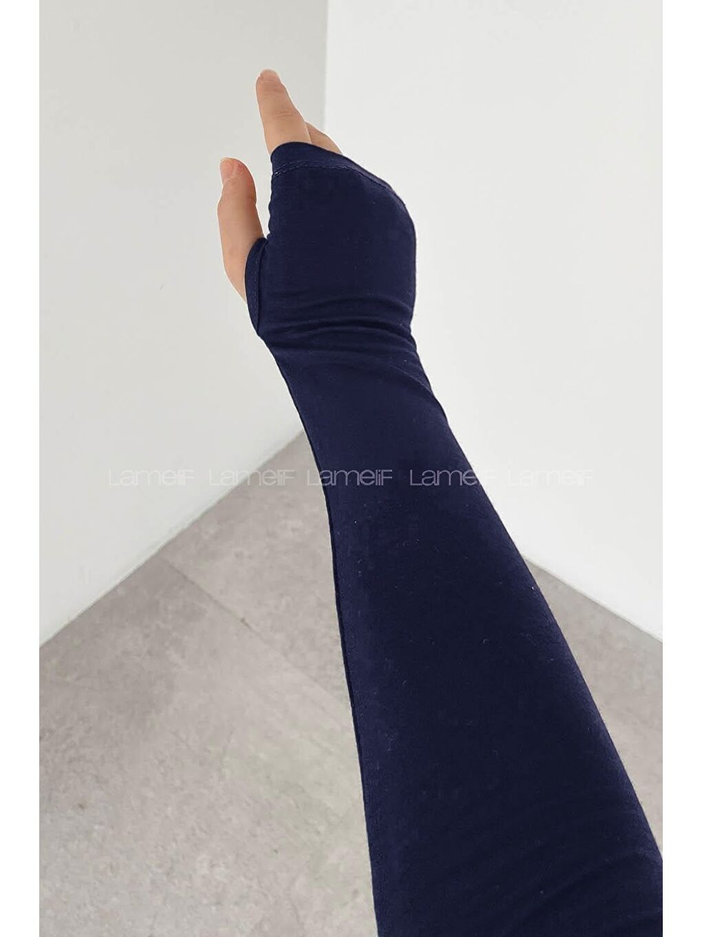 Eldiven Detaylı Balıkçı Yaka Body Lacivert-2