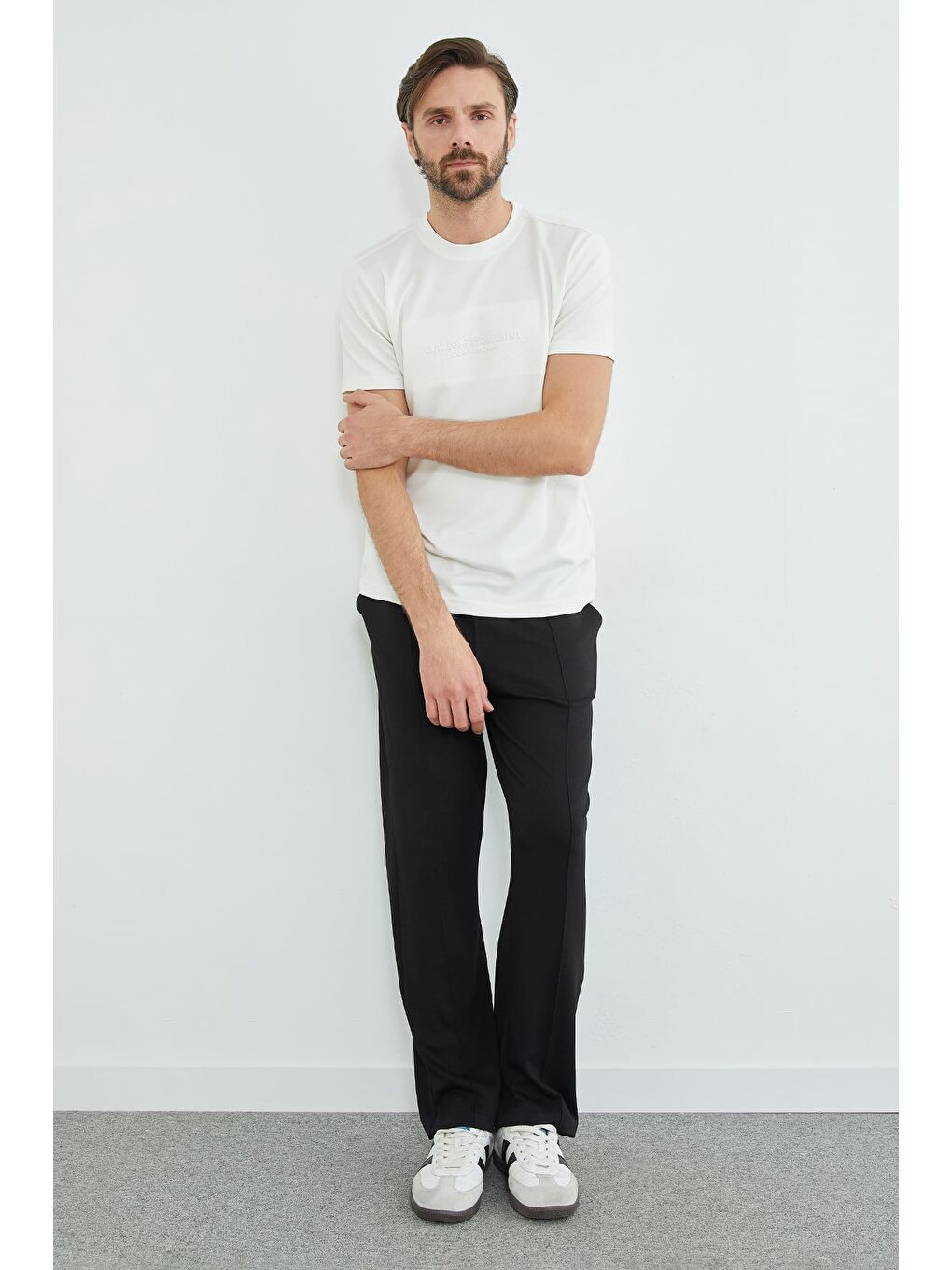 Siyah Beli Lastikli Çimalı Modal Pantolon-3