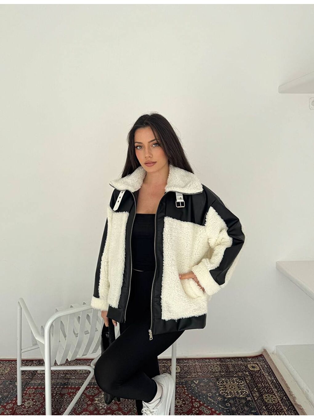 Ekru Kadın Deri Garnili Pelüş Mont