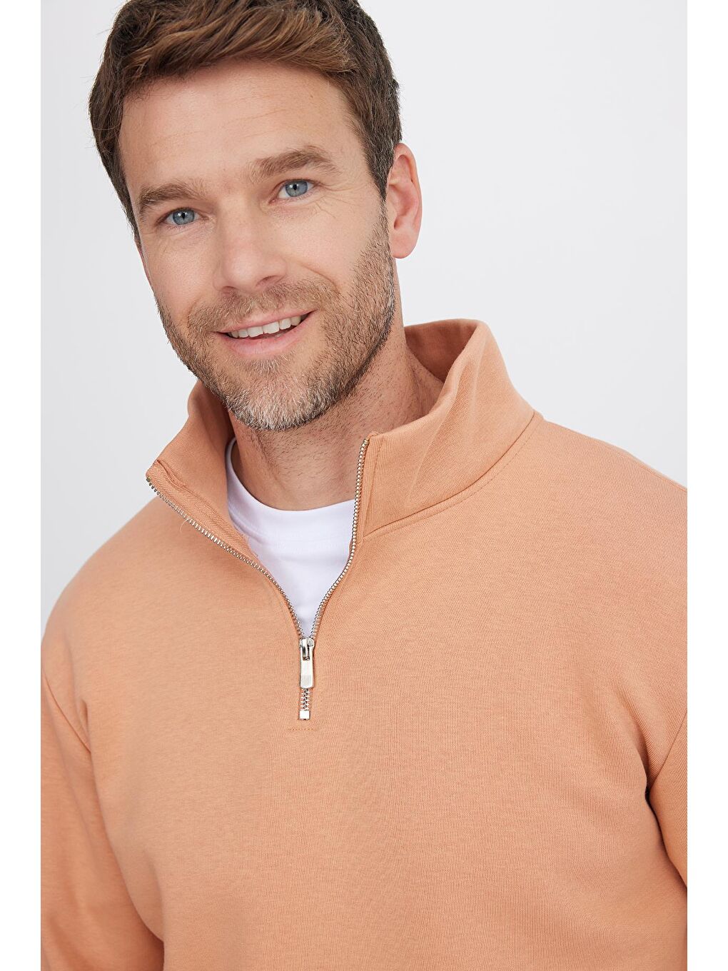 Pembe Unisex Relax Fit Rahat Kesim Pamuklu İçi Polarlı Yarım Fermuarlı Yavruağzı Dik Yaka Sweatshirt-1