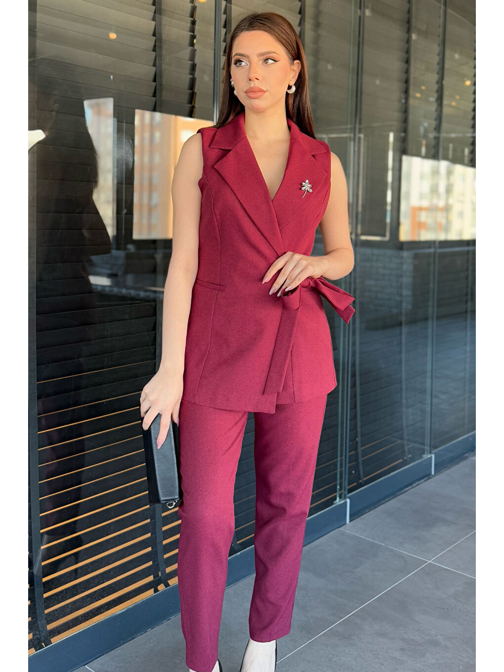 Bordo Kadın Broş Detaylı Yelek Pantolon İkili Takım-2