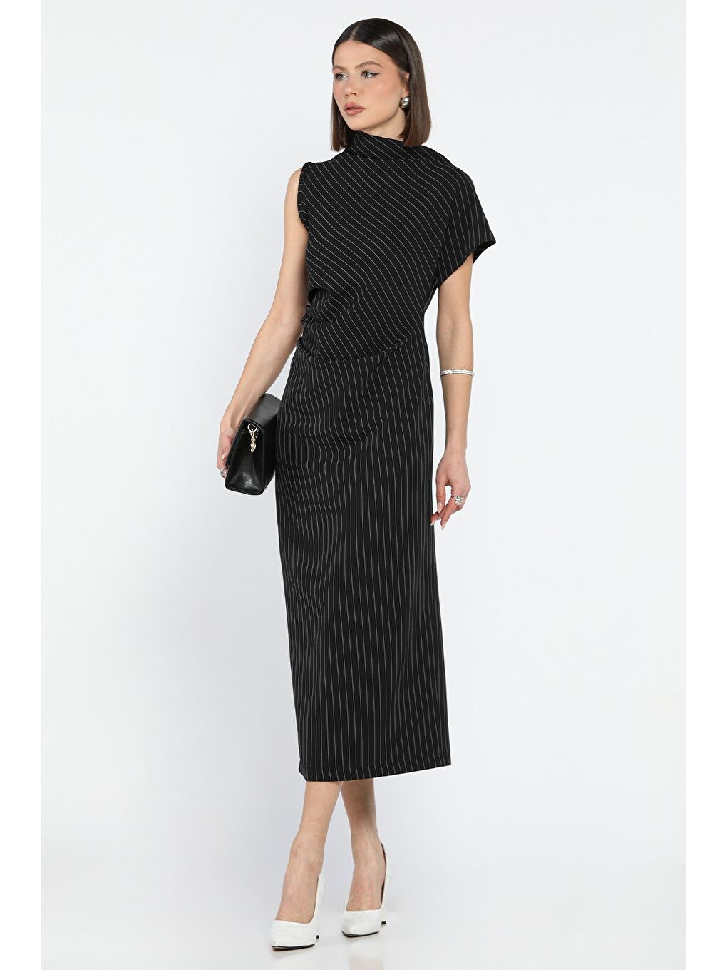 Siyah Kadın Çizgi Desenli Bel Drapeli Kadın Elbise