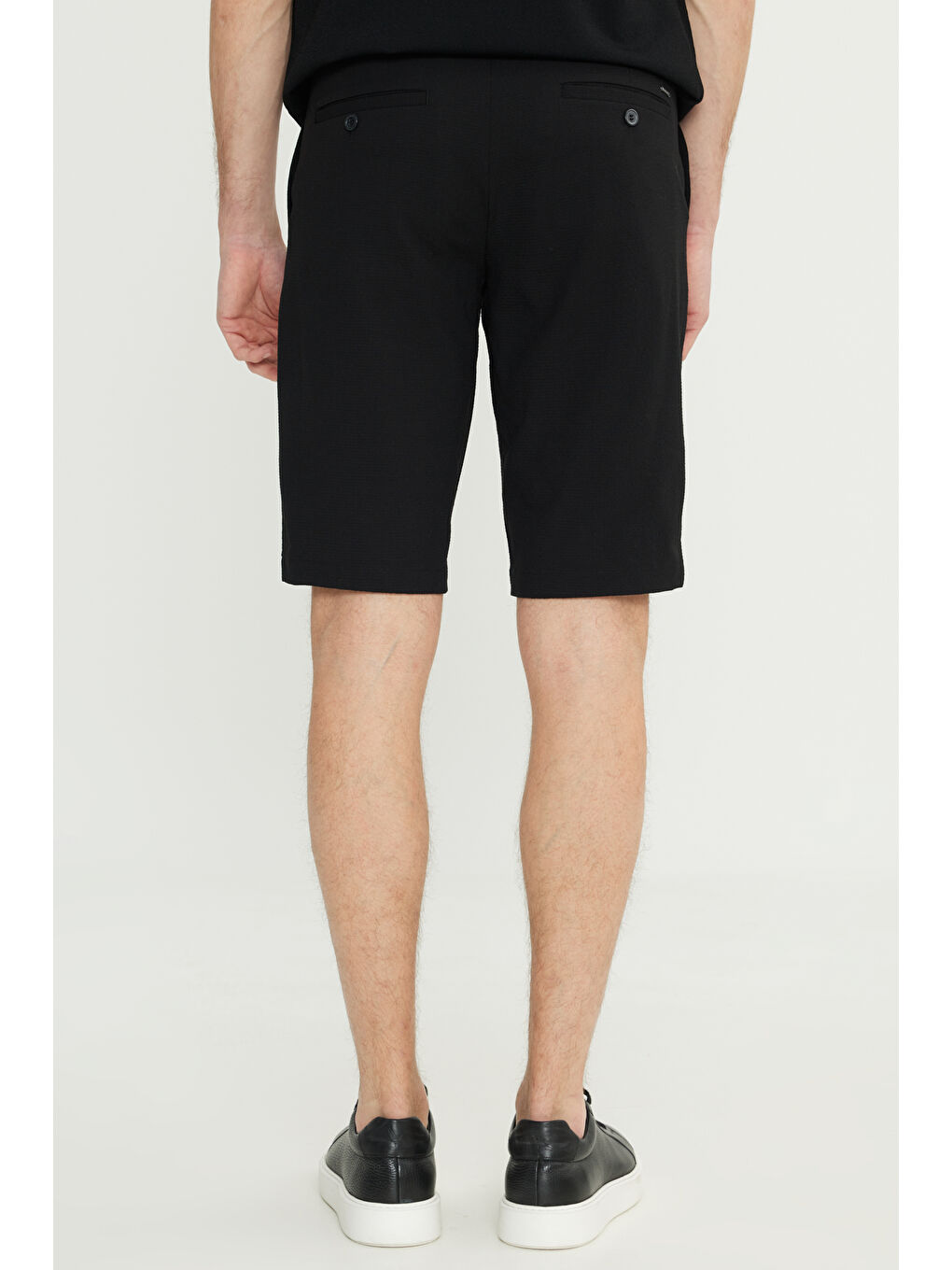 Erkek Siyah Slim Fit Dar Kesim Gofre Desenli Yan Cepli Travel Şort-1