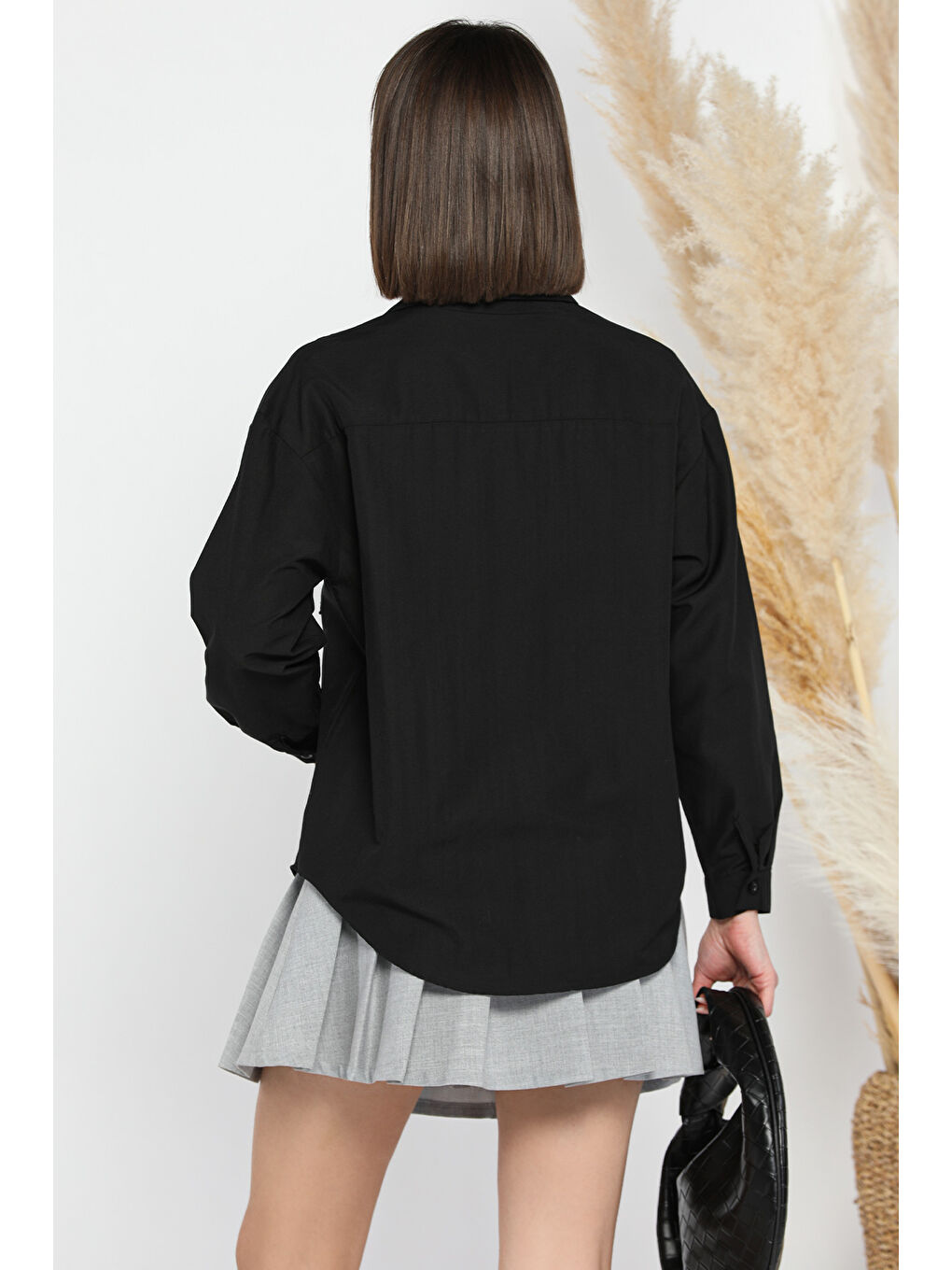Siyah Taş İşlemeli Oversize Kadın Gömlek-3