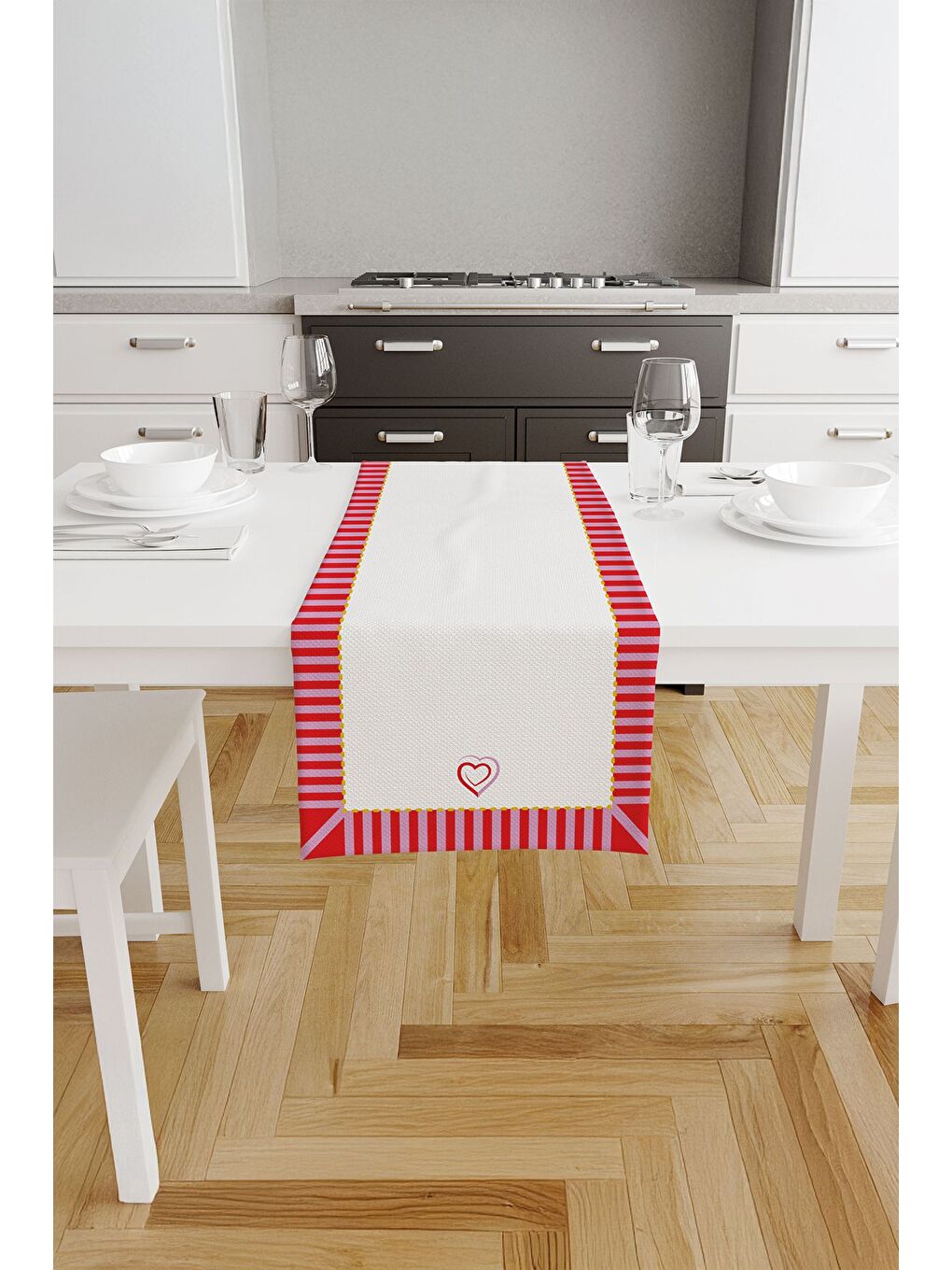 Lovin Minimal Kalp Desenli Kırmızı-Pembe Çubuk Kenarlı Beyaz - Kırmızı/Pembe/Beyaz 40x140 cm