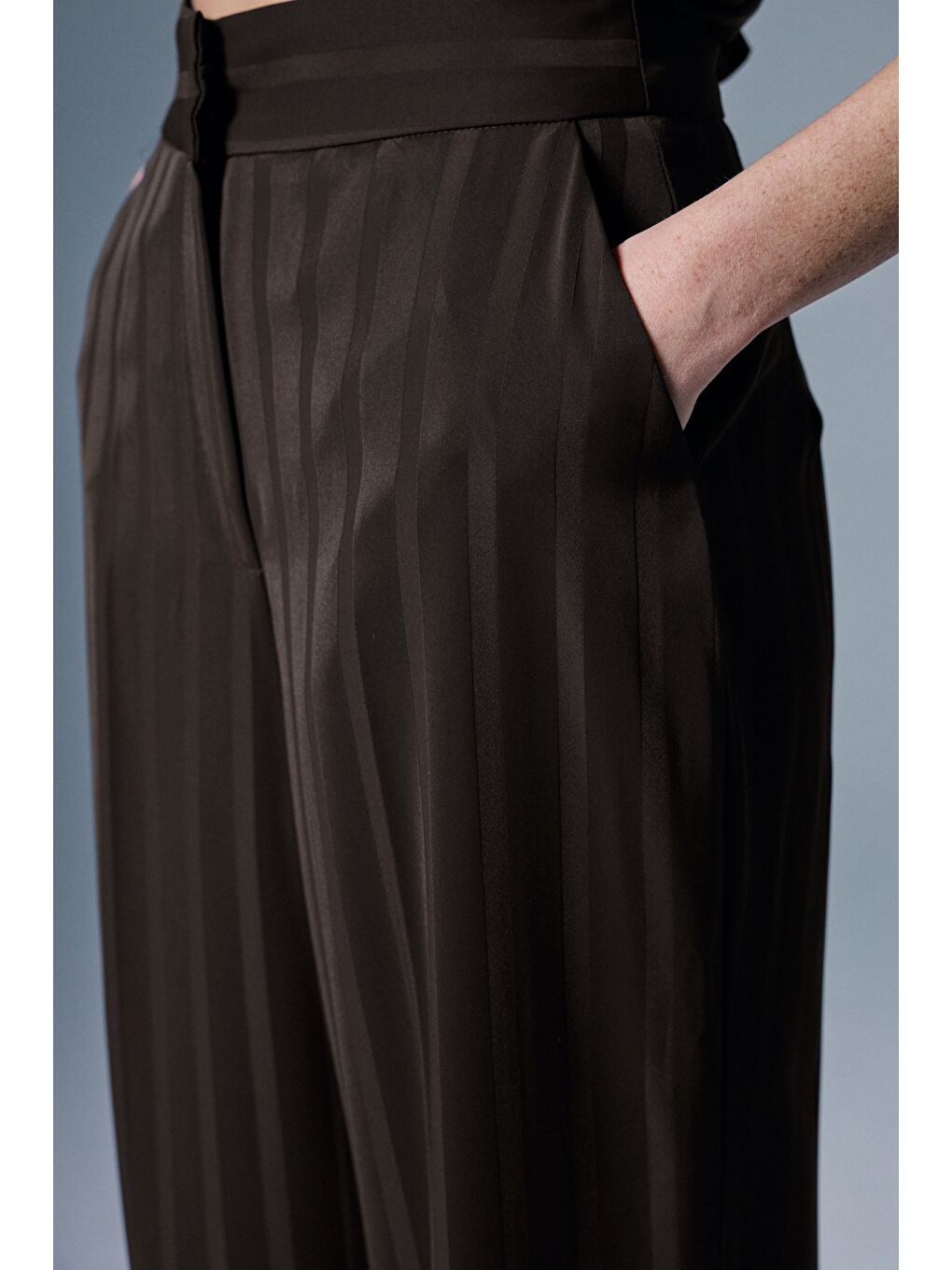 Kahverengi Anna Çizgili Pantolon - Kahve-5