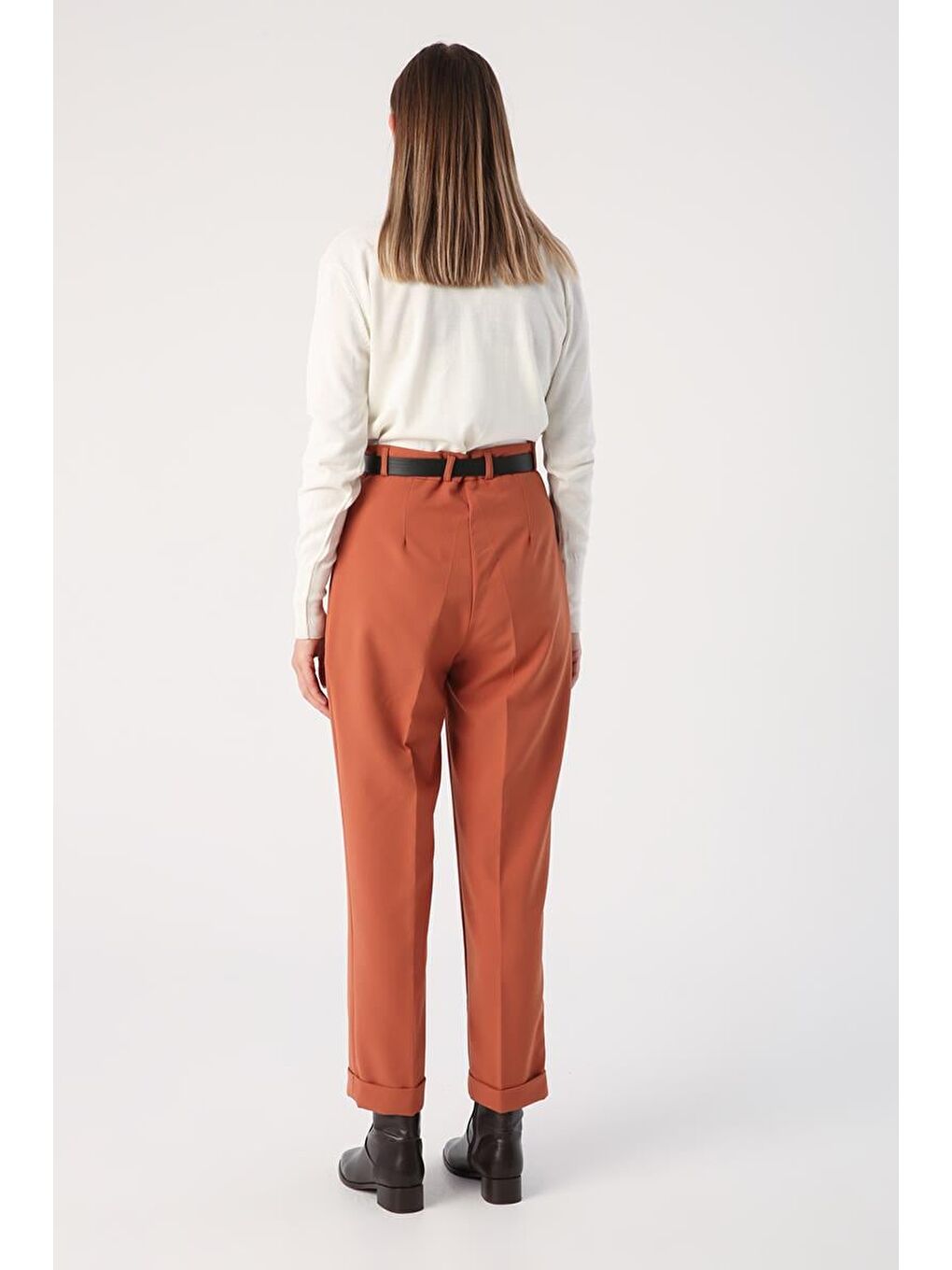 Kahverengi Yeni Kremit-Kemerli Duble Paça Pileli Havuç Pantolon-3