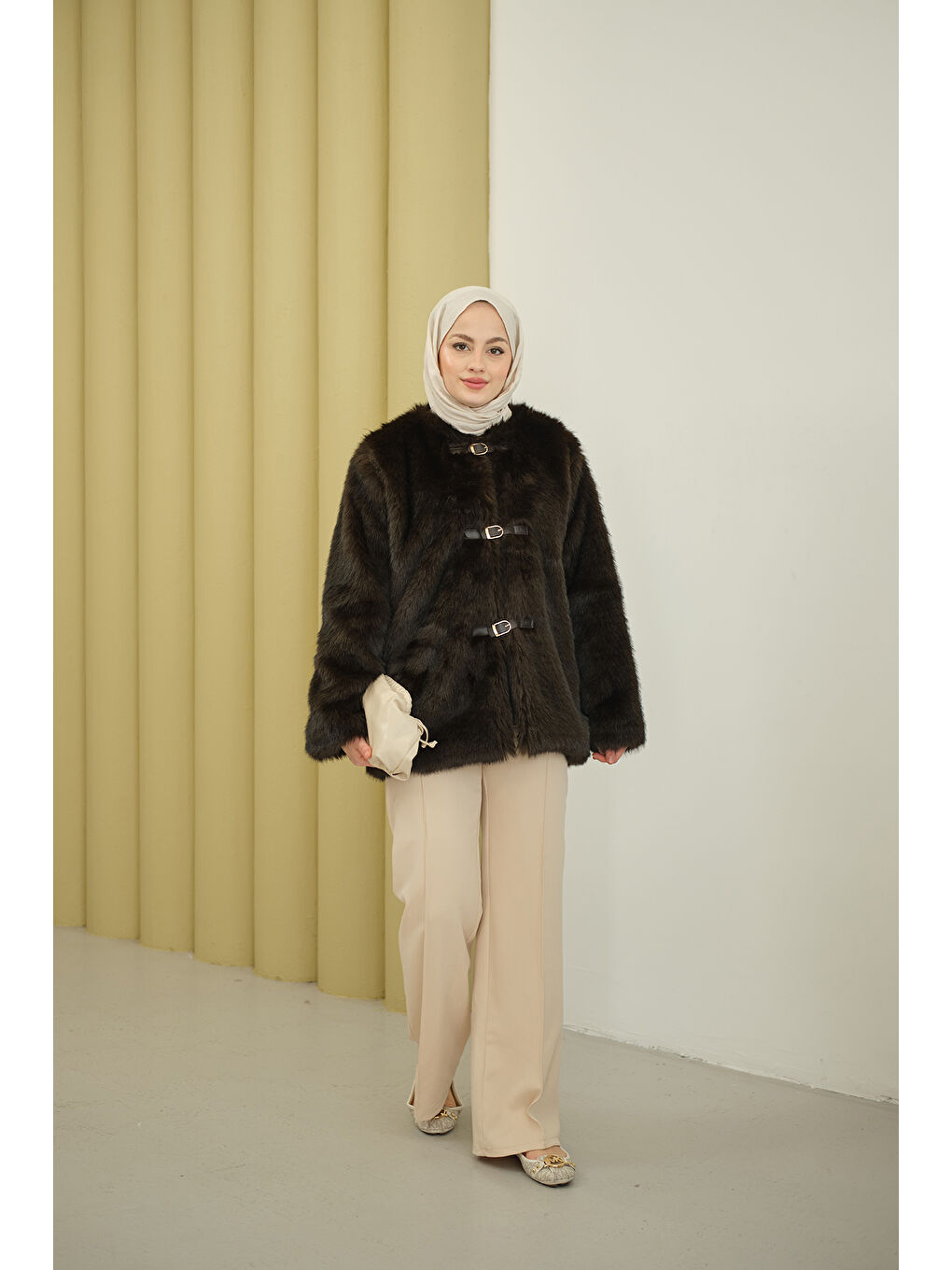 Kadın Deri Kemer Tüylü Uzun Kaban Kahverengi-1