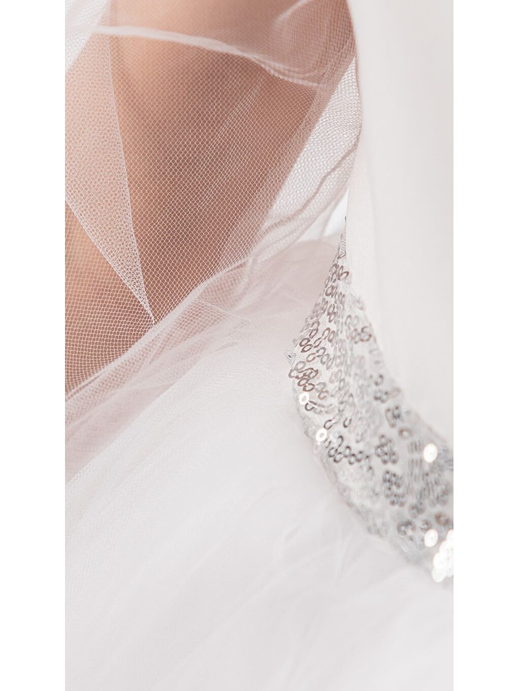 Beyaz Kanatlı Kız Çocuk Şifon Kol Abiye MNK0534-8