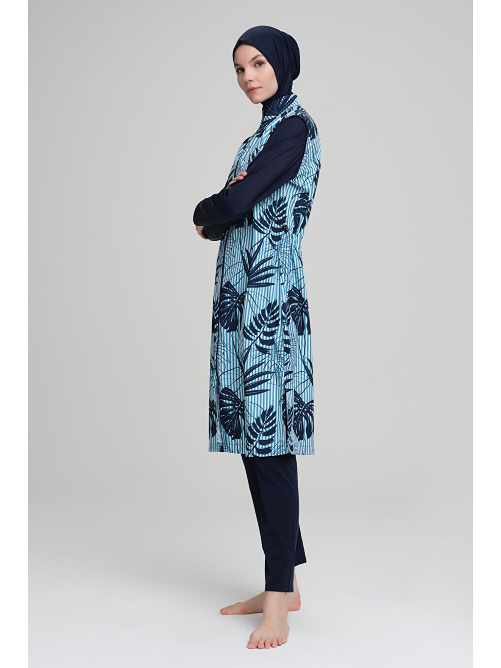 Mavi Çizgi Desenli Lacivert Jileli 3 Parça Tam Tesettür Mayo Takımı 2211-3