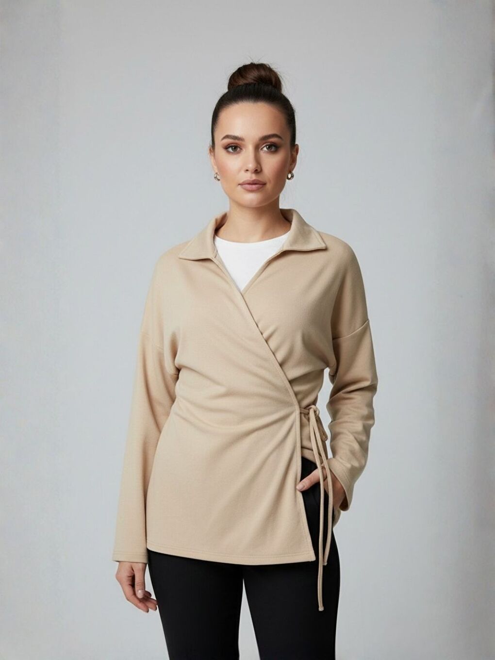 Kadın Bej Elastanlı Krep Kumaş Bel Bağlama Detay Gömlek Yaka Ceket-1