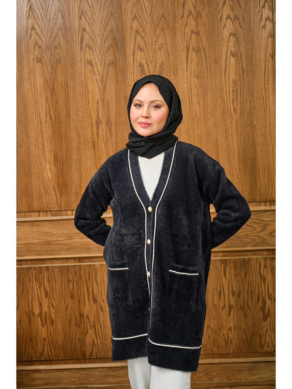 Kadın Sim Detay Hırka Siyah-1