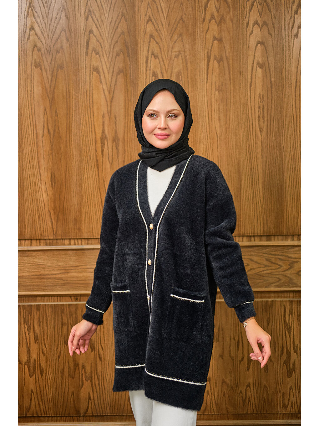 Kadın Sim Detay Hırka Siyah-2