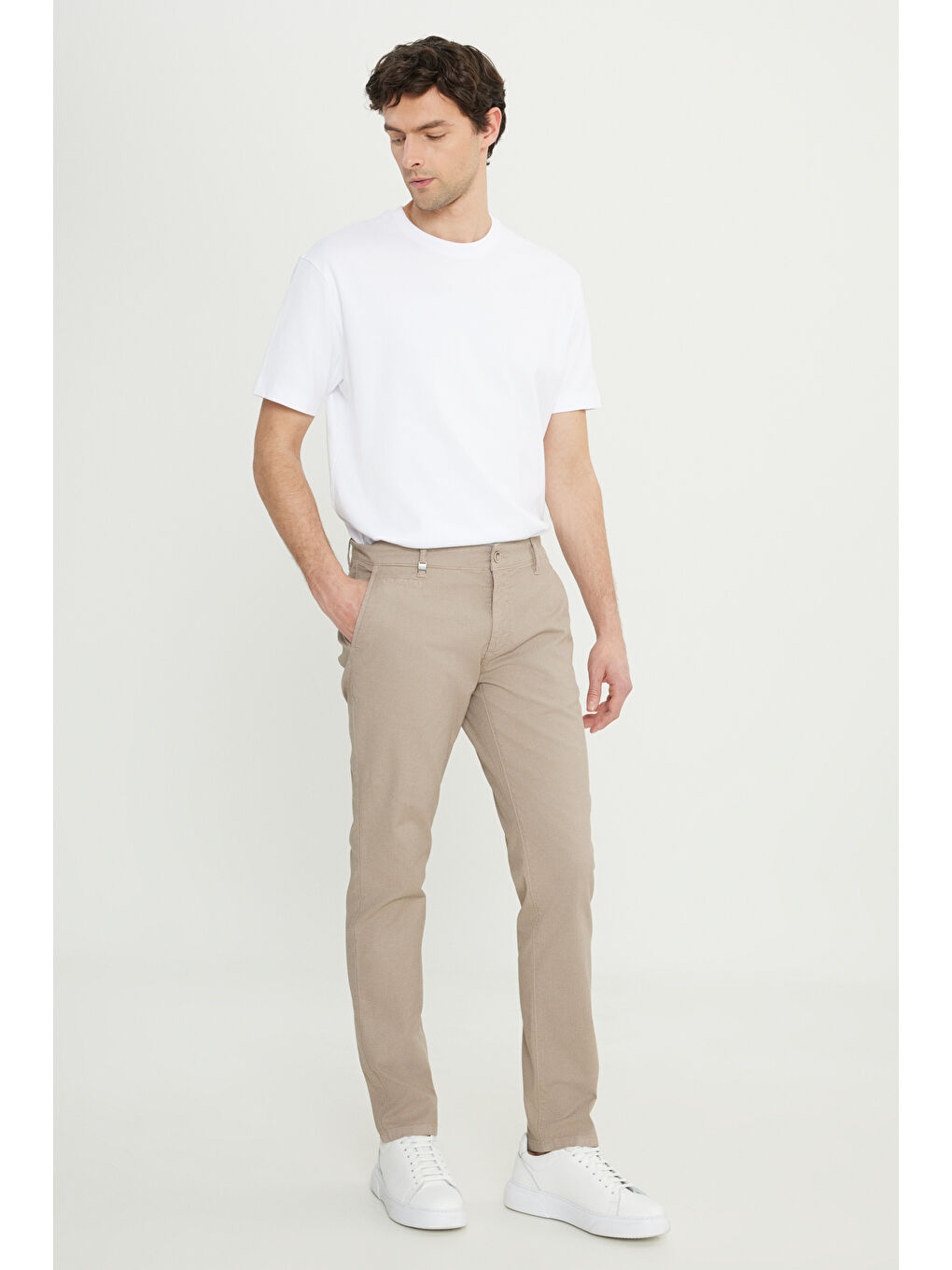 Erkek Bej Pamuklu Slim Fit Dar Kesim Yan Cepli Armürlü Esnek Casual Pantolon-2