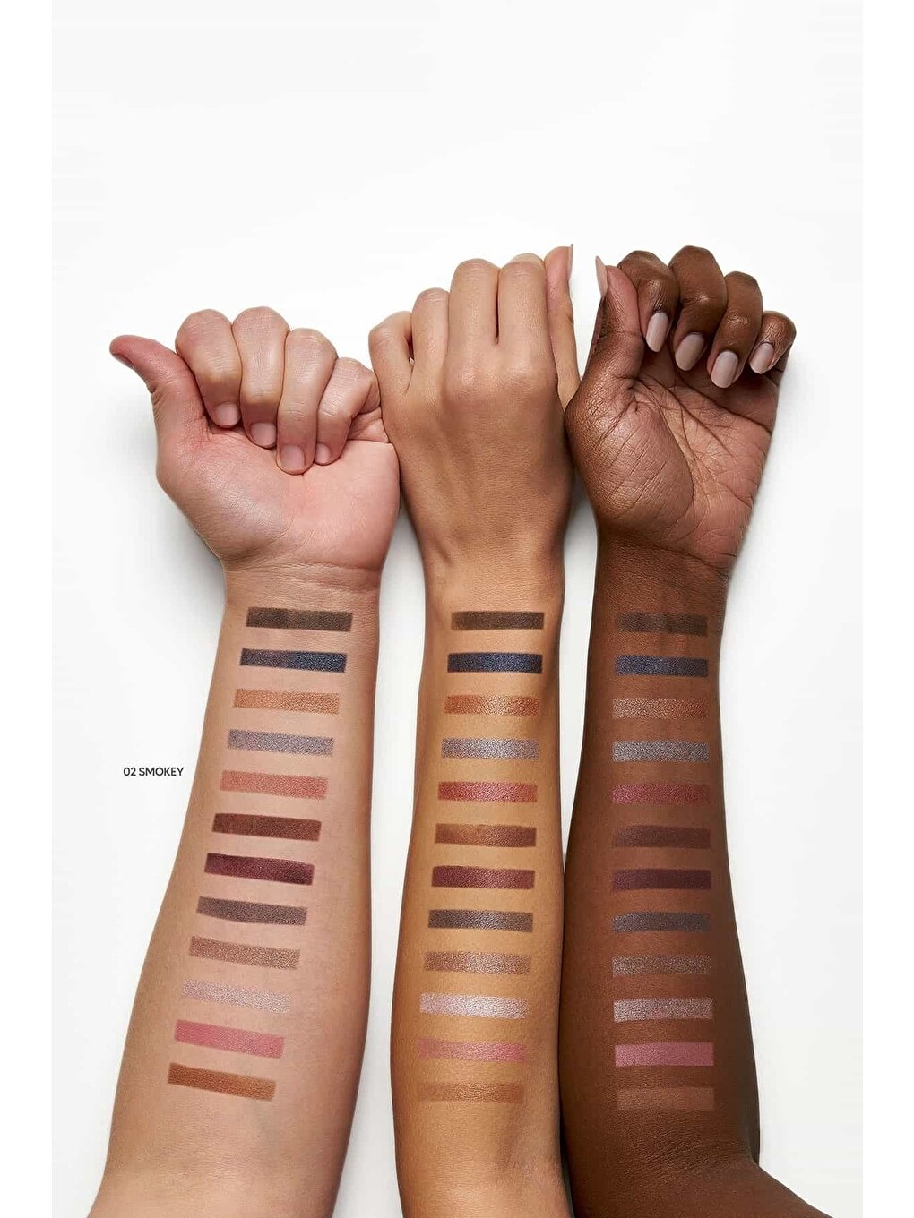 City Style Palette 02 Smokey Bronzlaştırıcı&aydınlatıcı&allık&göz Farı 9x1,6+3,7+3+2,8 G-3