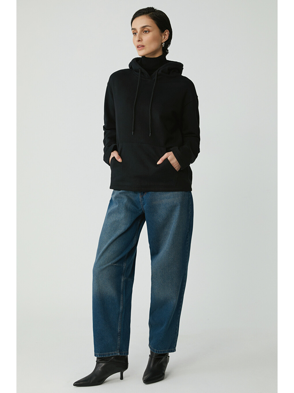 Pıper Kadın Içi Polarlı Yumuşacık Comfort Fit Kapüşonlu Kanguru Cepli Siyah Sweatshirt-1