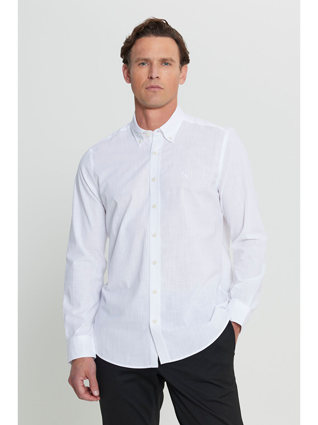 Erkek Beyaz %100 Pamuk Flamlı Slim Fit Dar Kesim Armürlü Düğmeli Yaka Gömlek-2