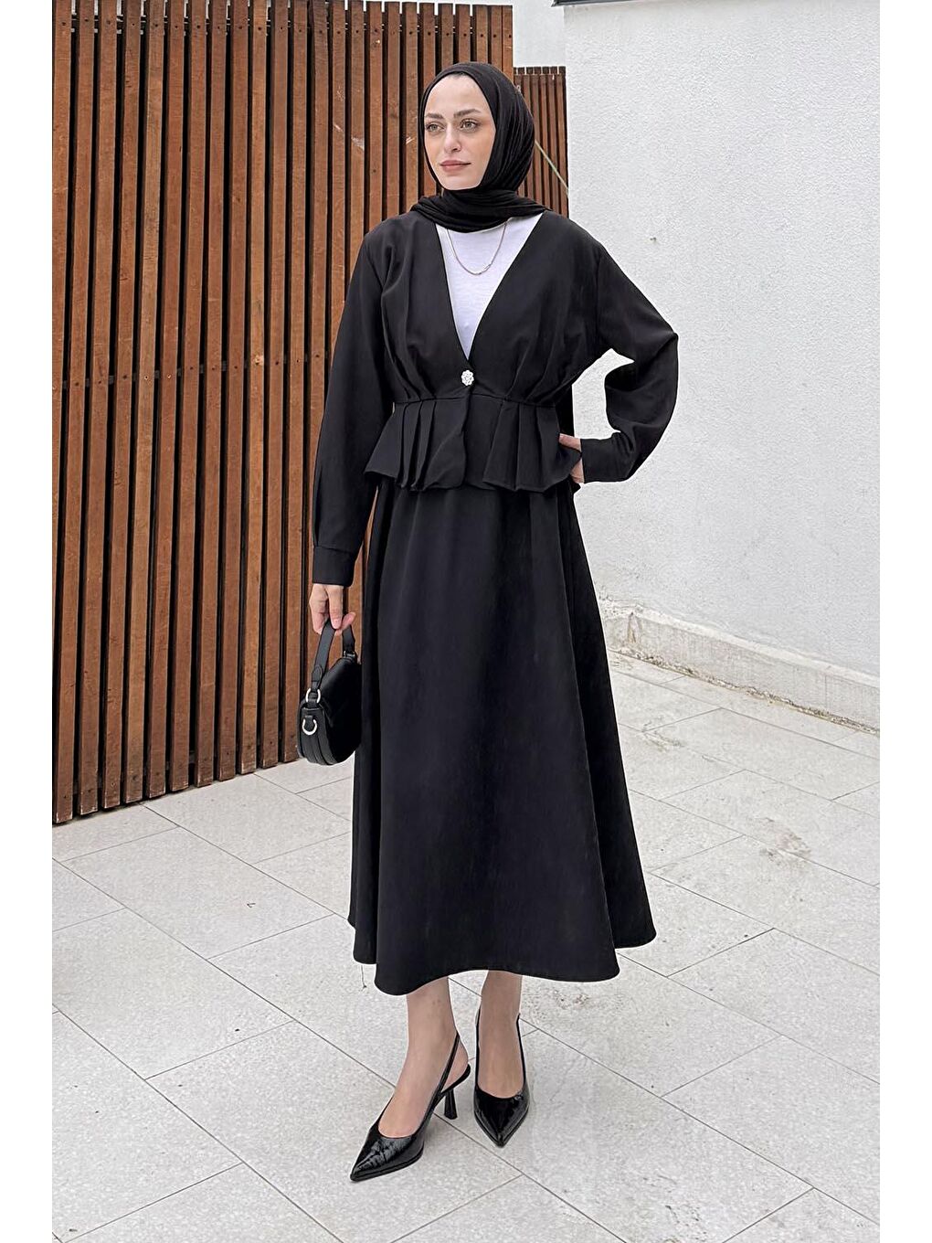 Düğme Detaylı Etek-Ceket Tesettür Takım Siyah-2