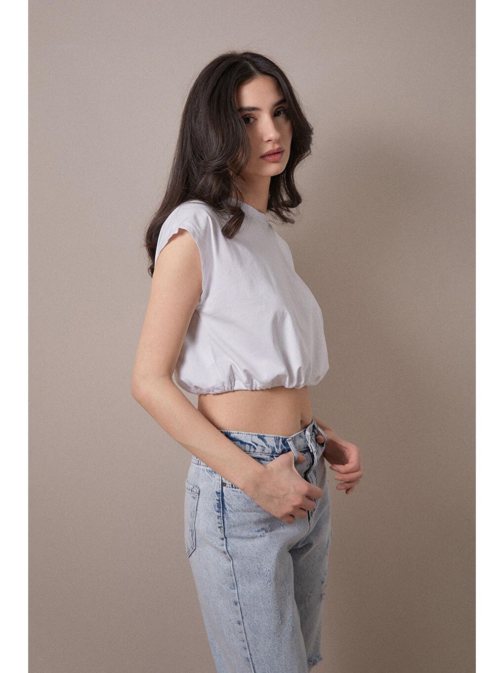 Beyaz Basic Bisiklet Yaka Stoperli Crop Tişört-1