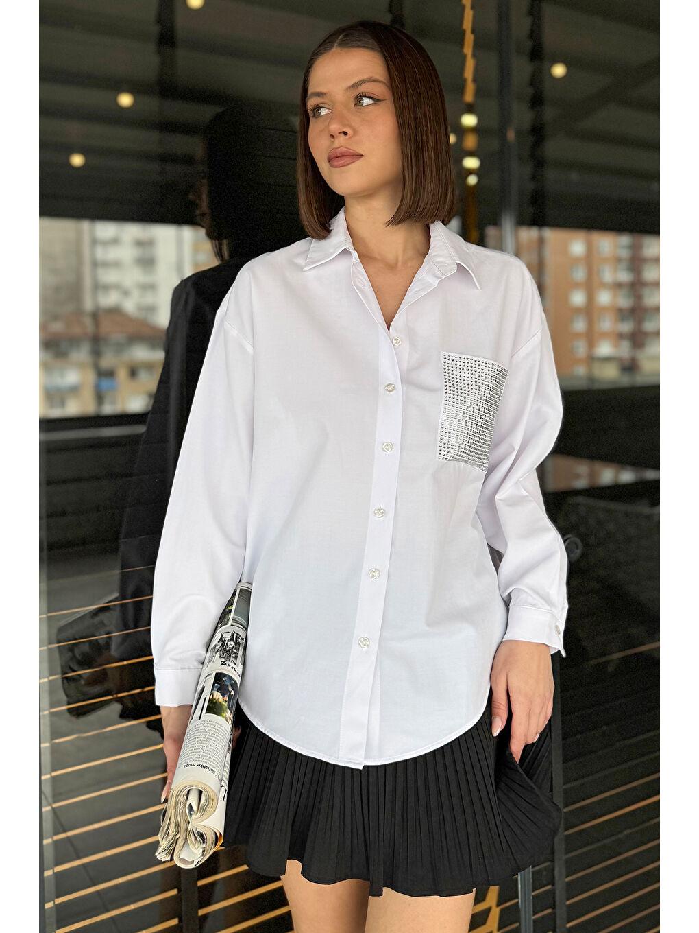 Beyaz Taş İşlemeli Oversize Kadın Gömlek-2