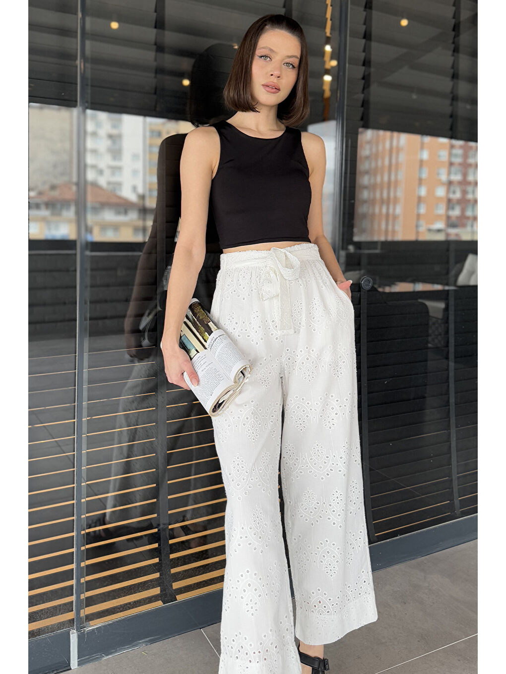 Ekru Kadın Yüksek Bel Fistolu Bel Lastikli Kuşaklı Pantolon-3