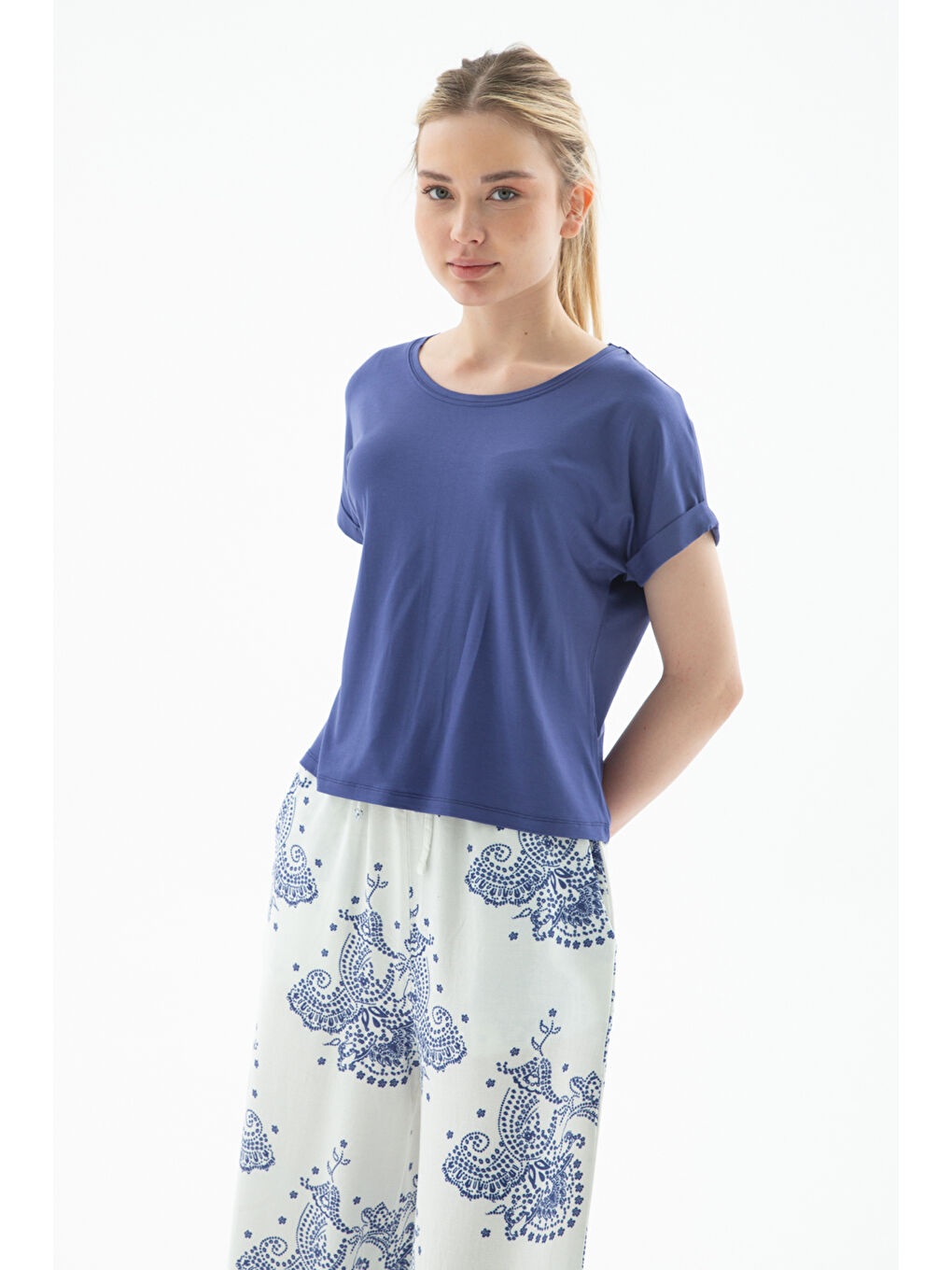 İndigo Comfort Fit Bisiklet Yaka Bluz 25Y0519K1-2