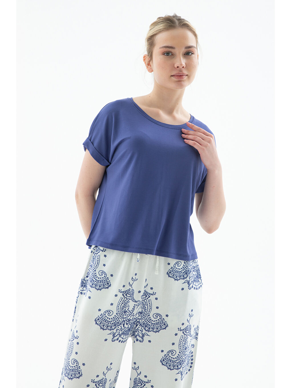 İndigo Comfort Fit Bisiklet Yaka Bluz 25Y0519K1-3