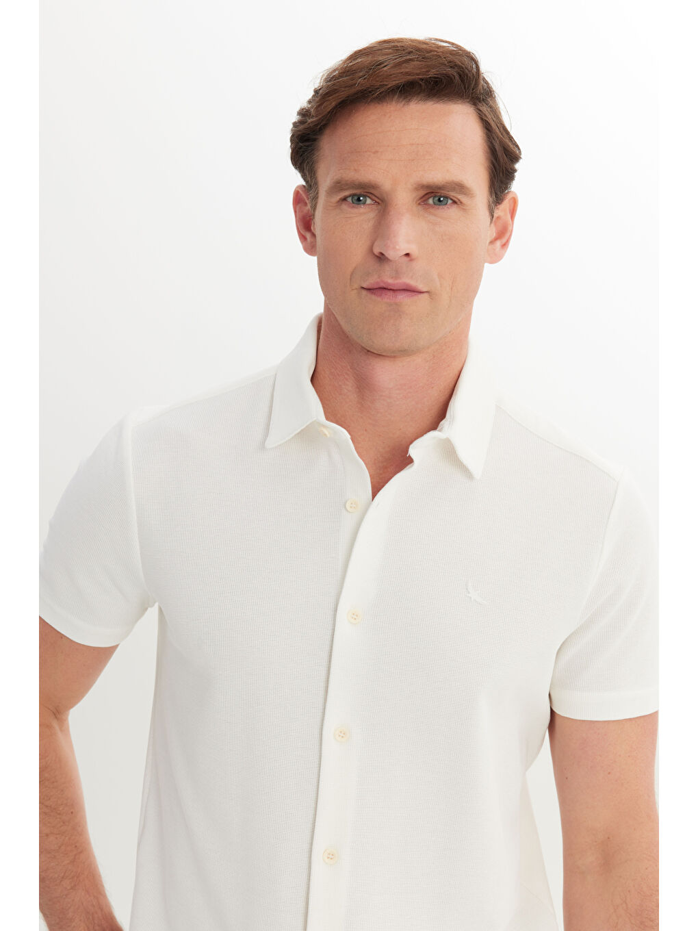 Erkek Ekru Pamuklu Slim Fit Dar Kesim Gömlek Yaka Jakarlı Esnek Örme Gömlek-4