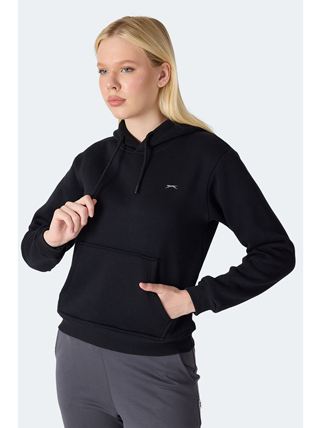 MISTY I Kadın Kapüşonlu Siyah Sweatshırt-2