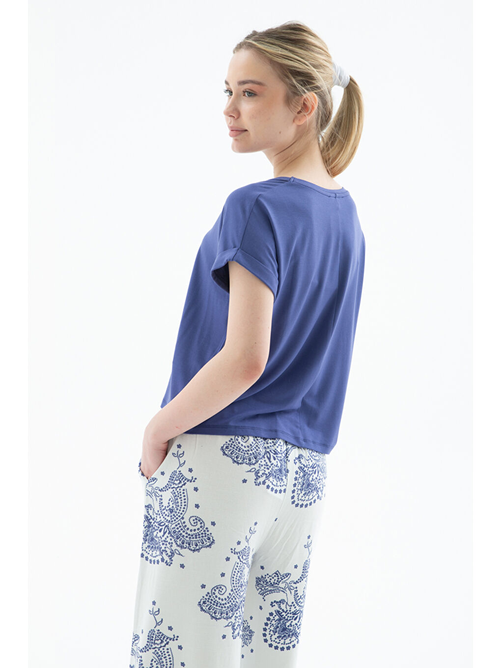 İndigo Comfort Fit Bisiklet Yaka Bluz 25Y0519K1-4