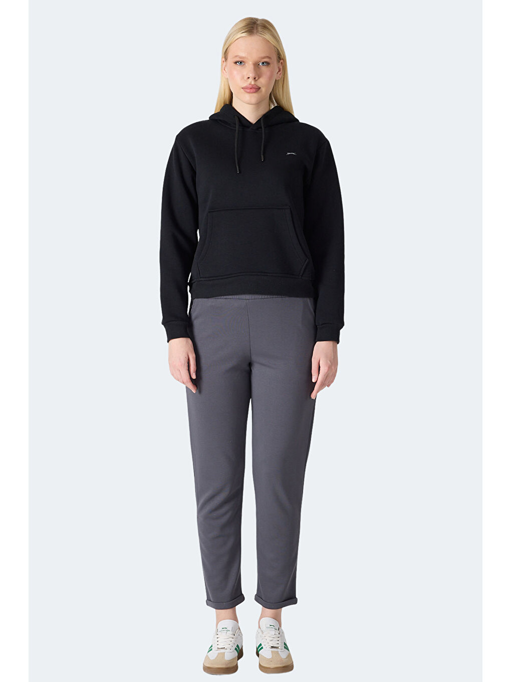 MISTY I Kadın Kapüşonlu Siyah Sweatshırt-3