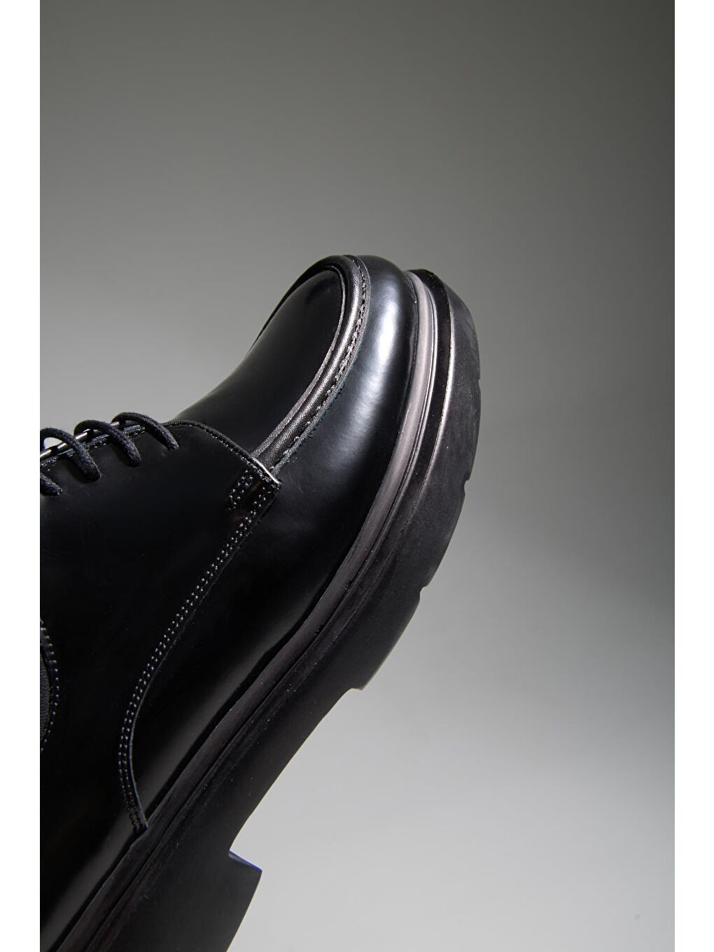 Siyah Orijinal Deri Kalın Taban Bağcıklı Günlük Klasik Ayakkabı-2