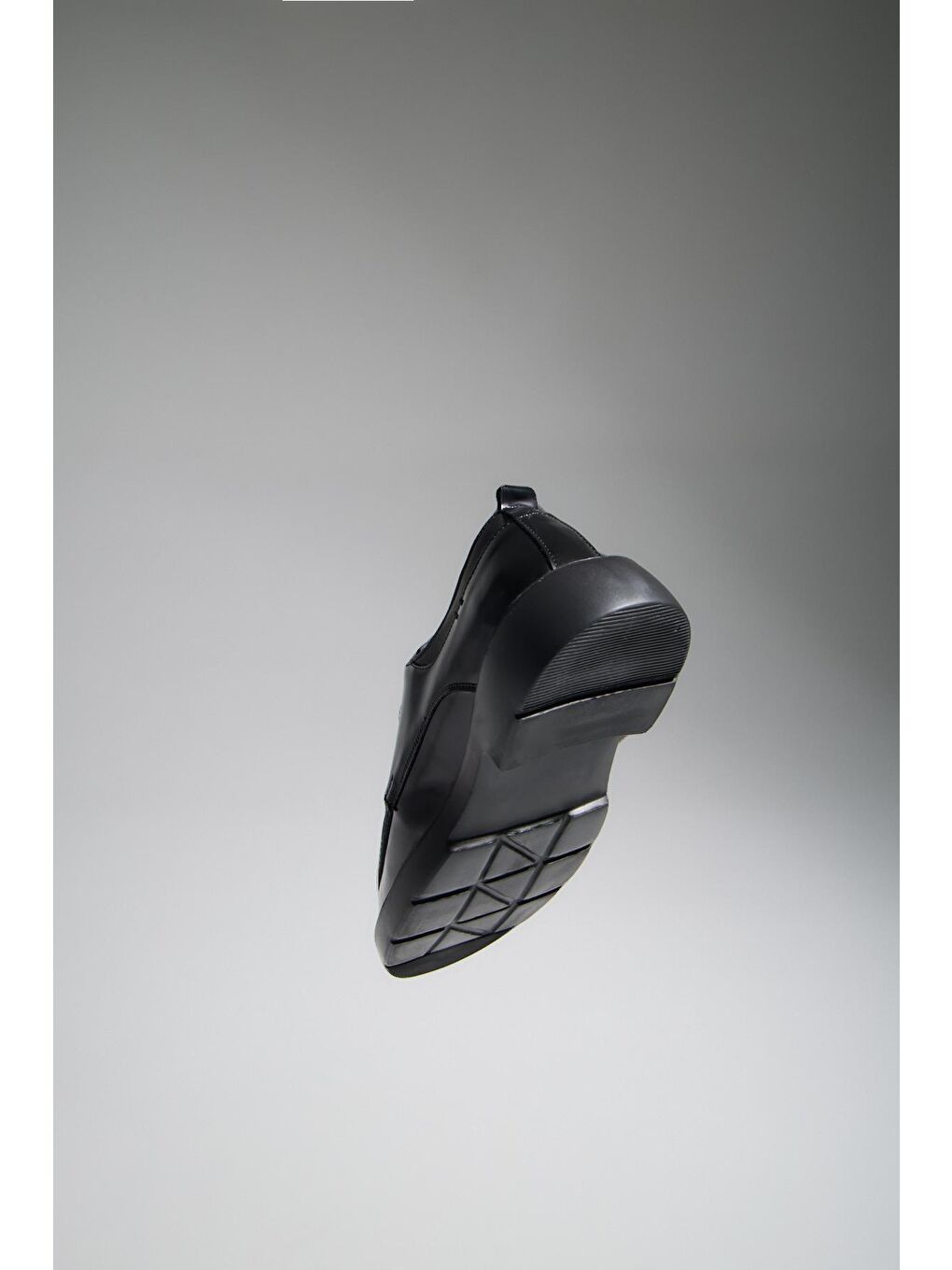 Siyah Orijinal Deri Kalın Taban Bağcıklı Günlük Klasik Ayakkabı-3