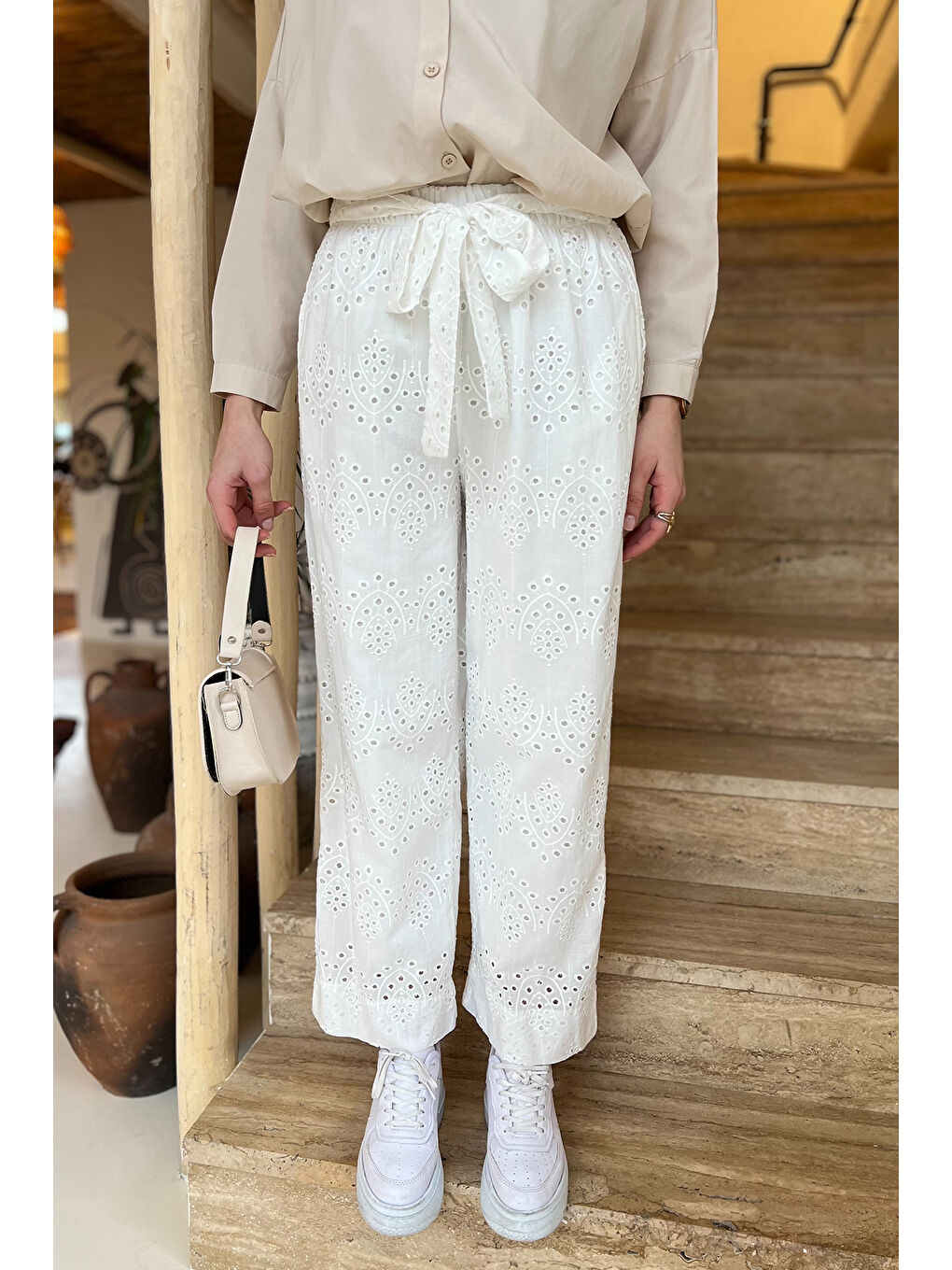 Ekru Kadın Yüksek Bel Fistolu Bel Lastikli Kuşaklı Pantolon-4