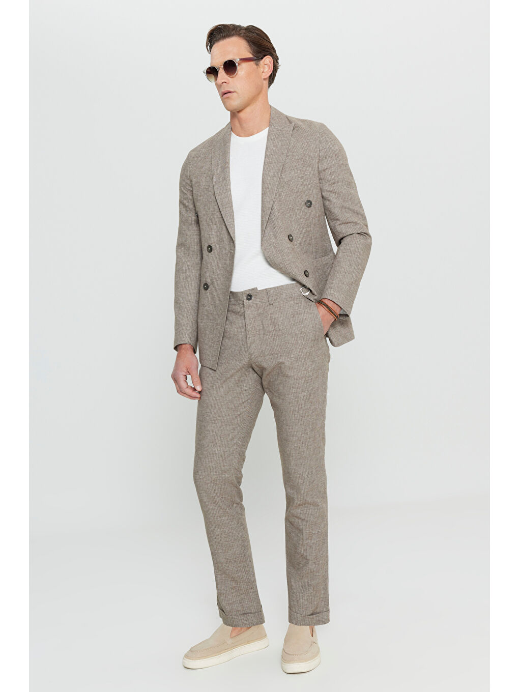 Erkek Kahverengi Keten Slim Fit Dar Kesim Kırlangıç Yaka Çizgili Torba Cepli Kruvaze Takım Elbise-4