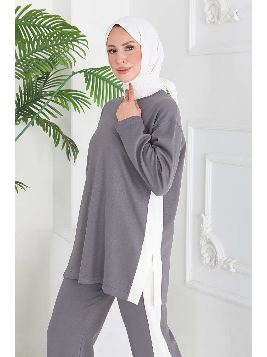 Gri Garnili Yırtmaçlı Modal İkili Takım Füme - 28012-FUME-1