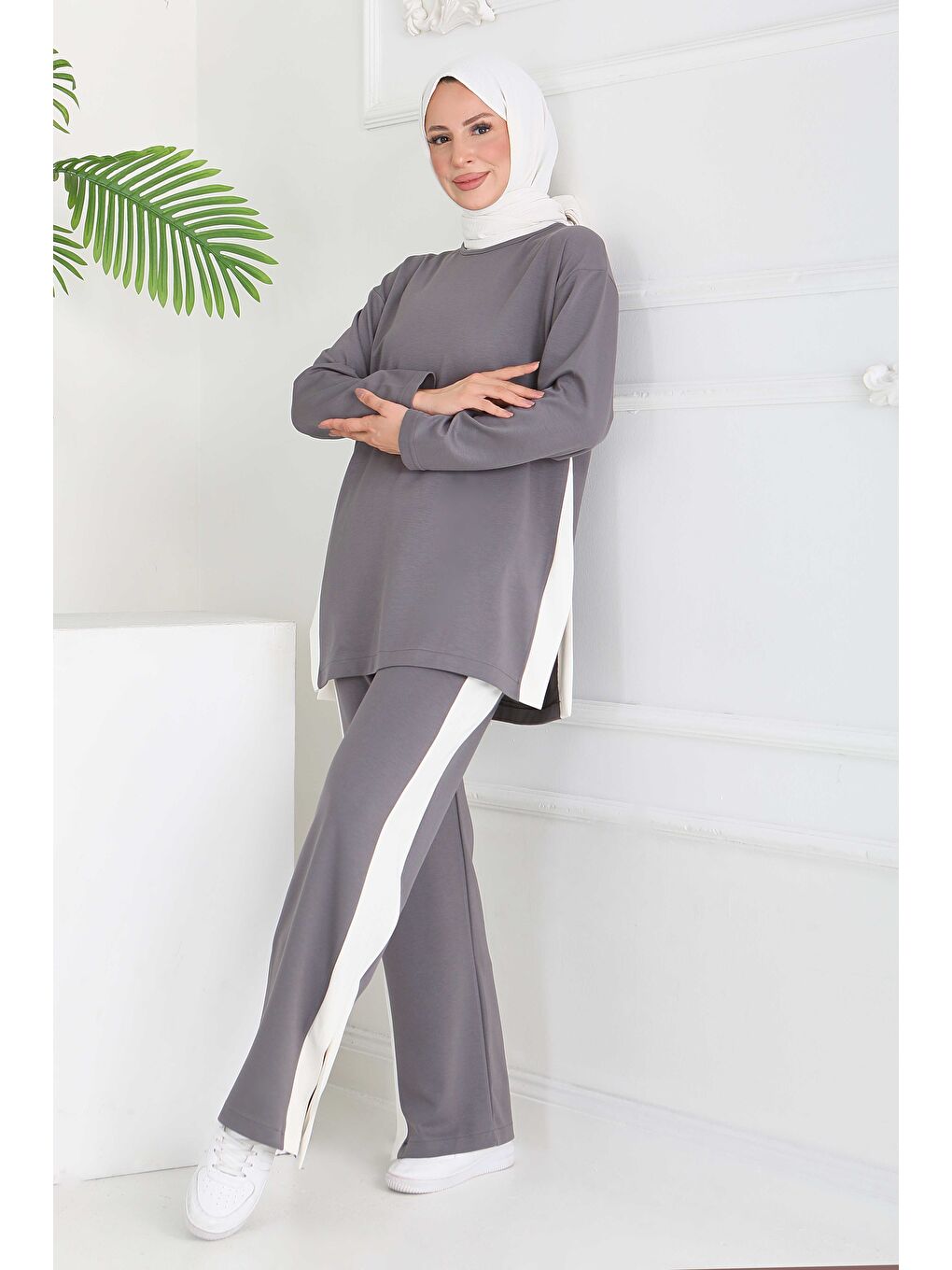 Gri Garnili Yırtmaçlı Modal İkili Takım Füme - 28012-FUME-2