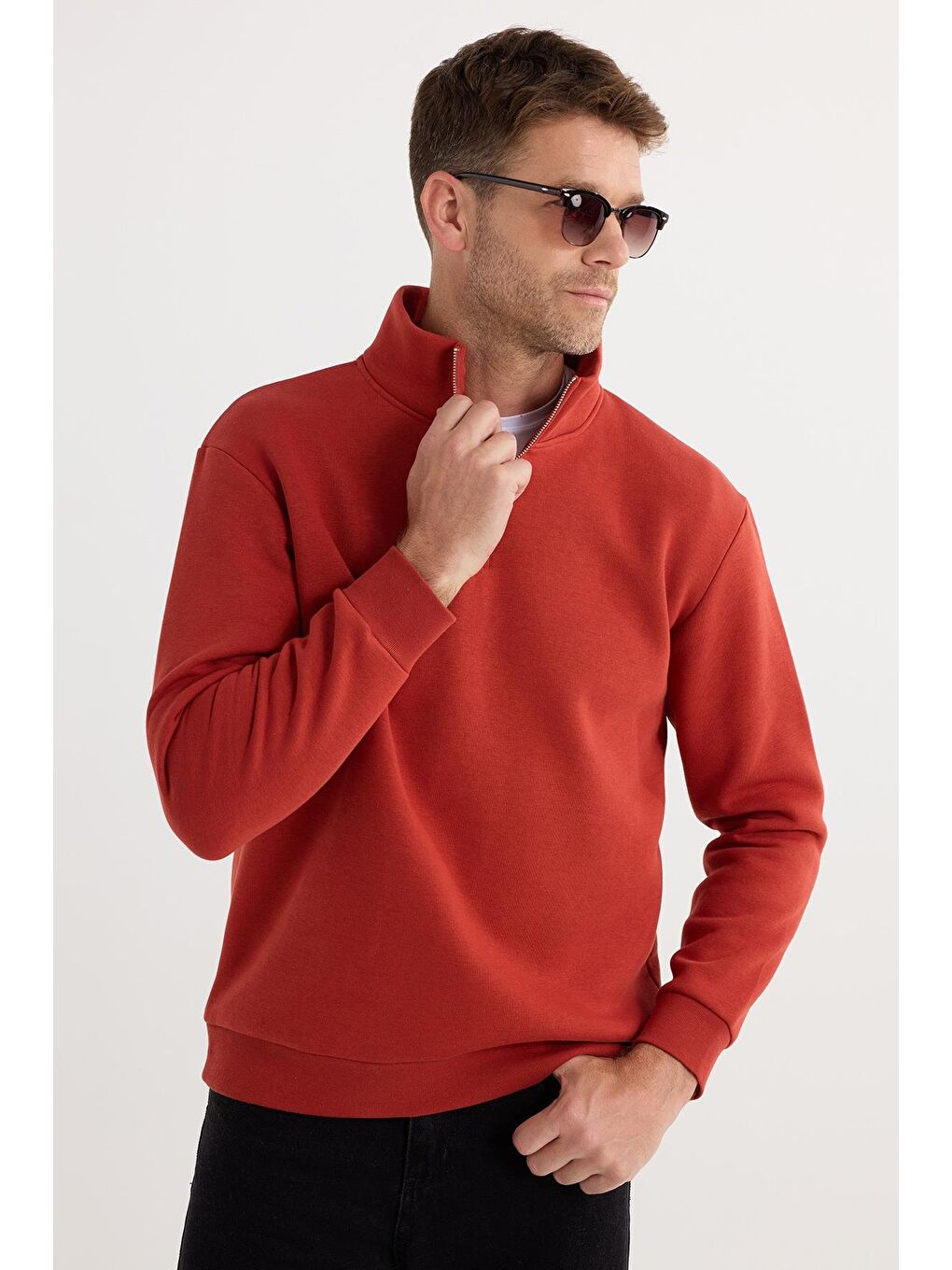 Unisex Relax Fit Rahat Kesim Pamuklu İçi Polarlı Yarım Fermuarlı Kırmızı Dik Yaka Sweatshirt-3
