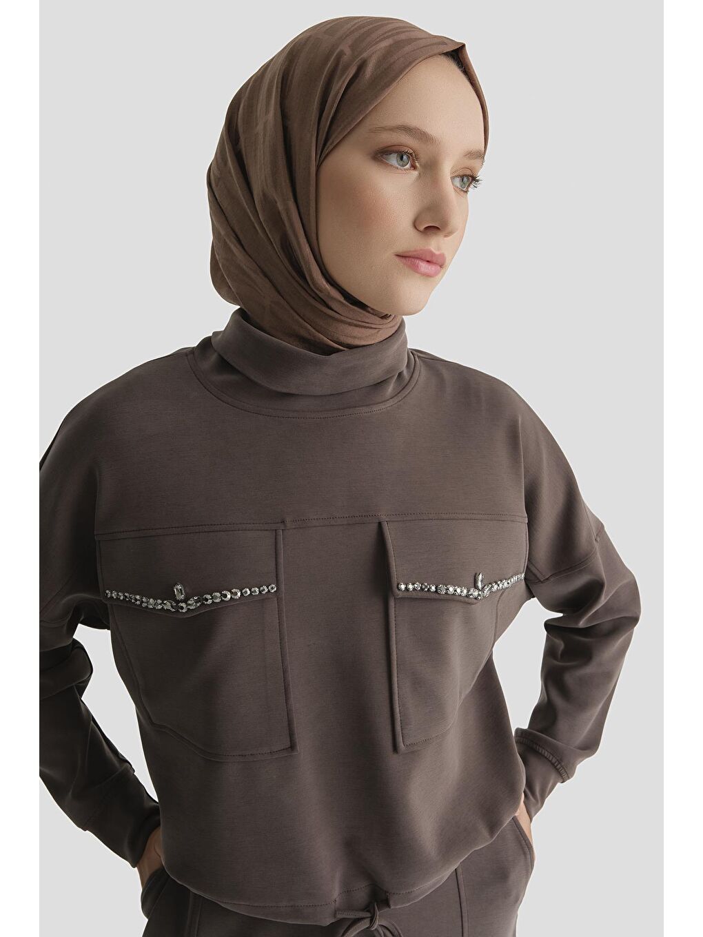 Kahverengi Taş İşlemeli Örme Takım Acı Kahve-1