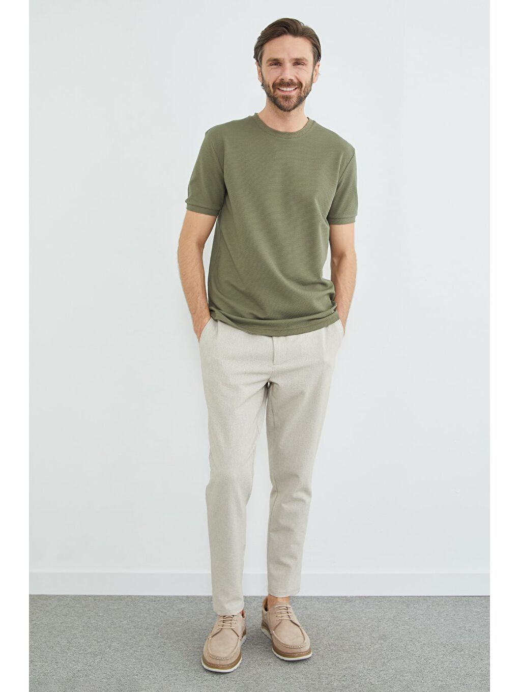 Haki Petek Kumaş Bisiklet Yaka Tişört-2