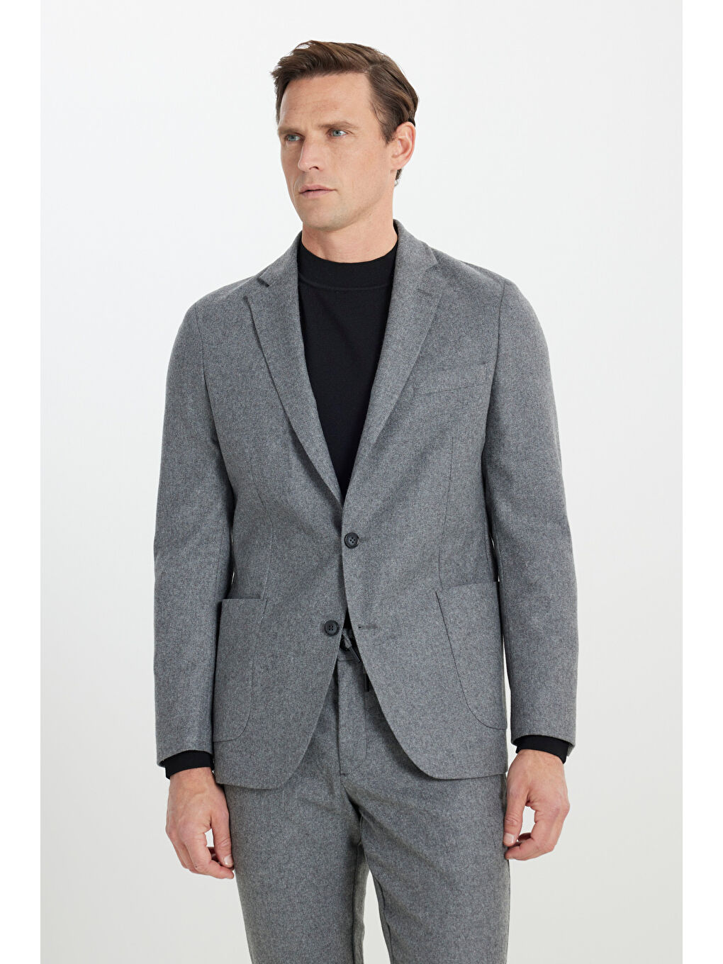 Erkek Gri Yünlü Slim Fit Dar Kesim Mono Yaka Beli Bağlamalı Torba Cepli Takım Elbise