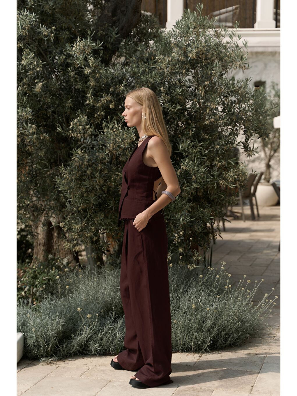 Nagmetah Sırt Pencereli Bordo Yelek Pantolon Takım-2